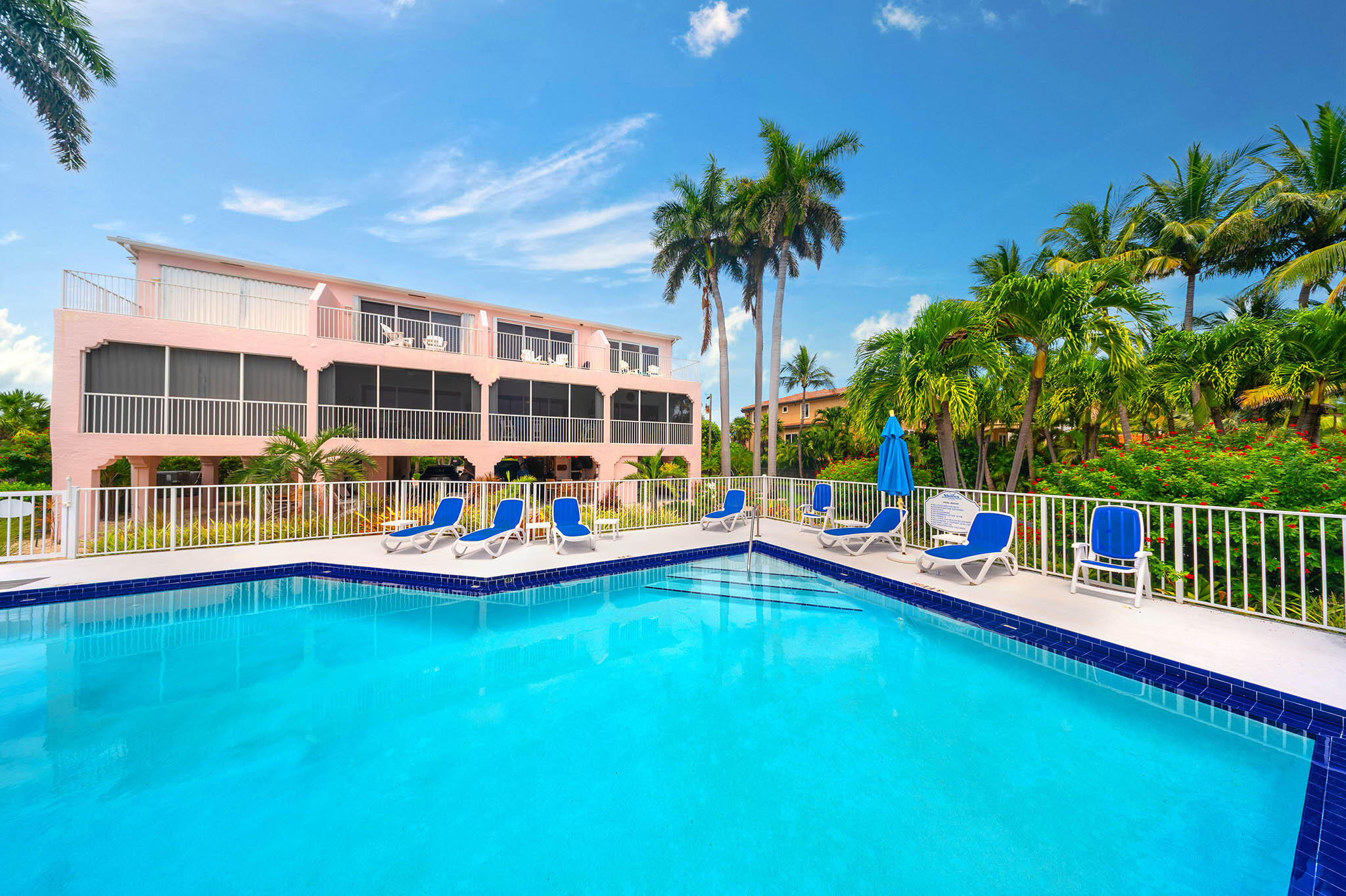 Marathon, Florida 33050, United States, 2 Bedrooms Bedrooms, ,3 BathroomsBathrooms,Residential,Active,221399