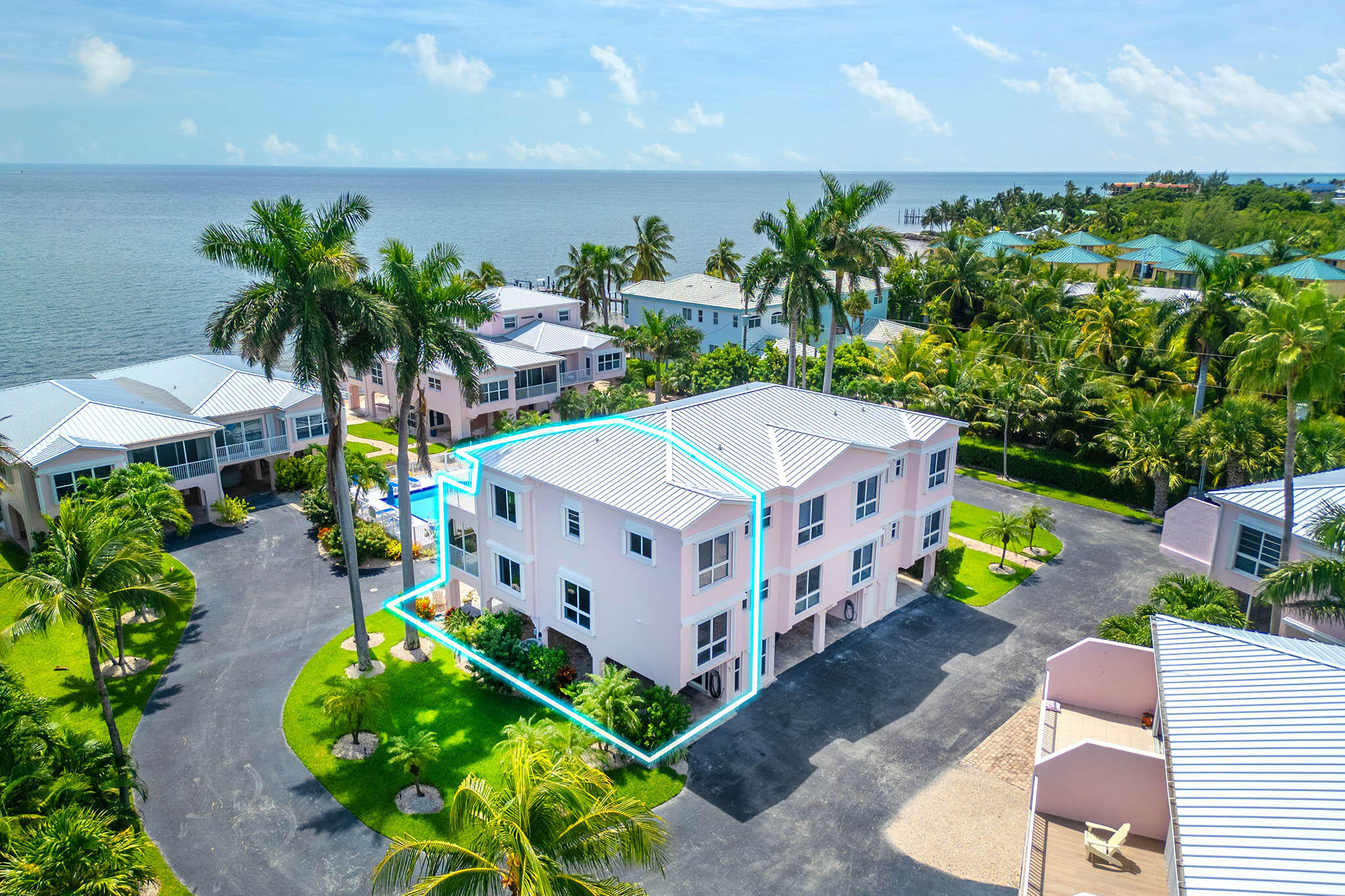 Marathon, Florida 33050, United States, 2 Bedrooms Bedrooms, ,3 BathroomsBathrooms,Residential,Active,221399