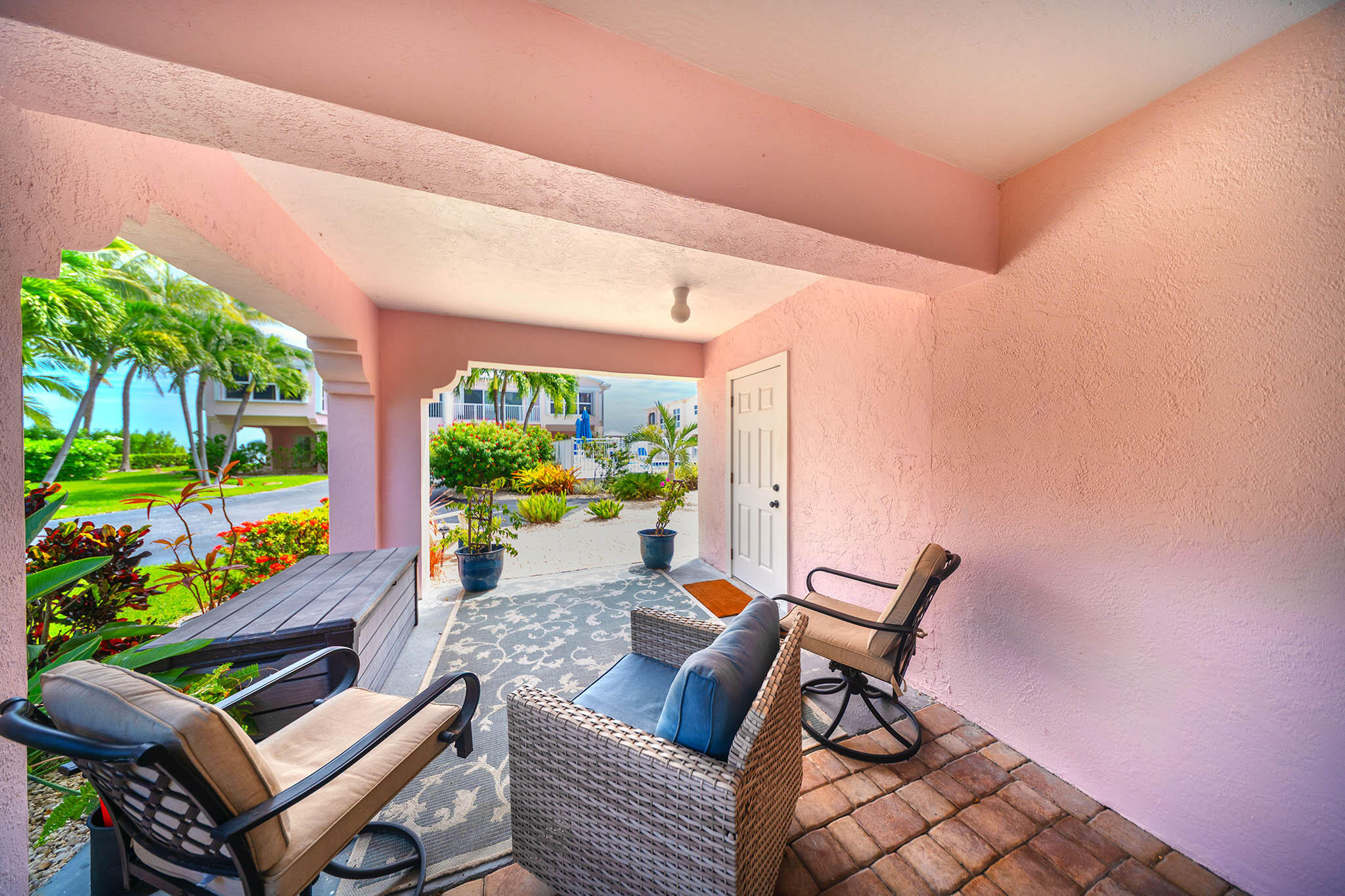 Marathon, Florida 33050, United States, 2 Bedrooms Bedrooms, ,3 BathroomsBathrooms,Residential,Active,221399