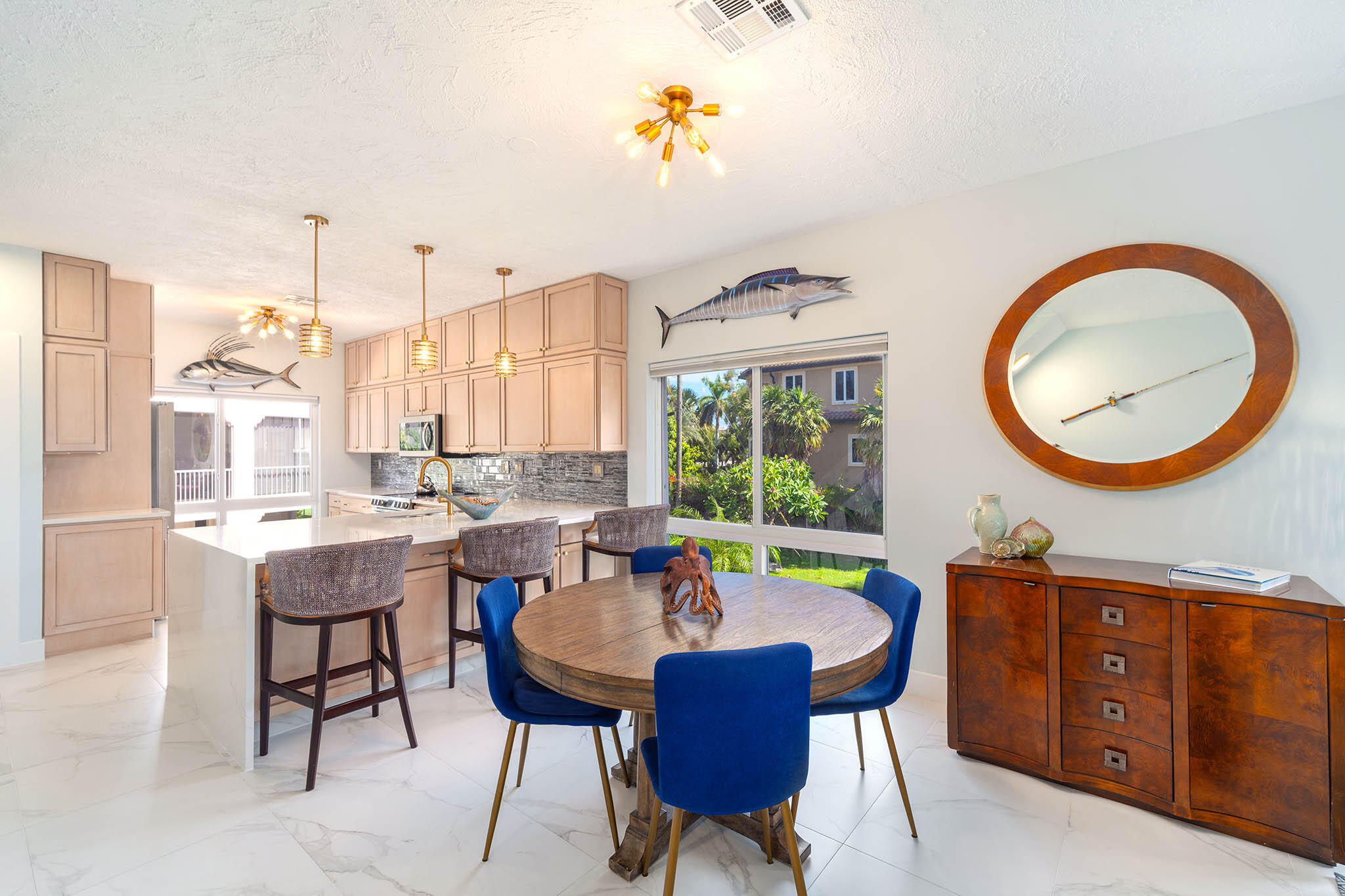 Marathon, Florida 33050, United States, 2 Bedrooms Bedrooms, ,3 BathroomsBathrooms,Residential,Active,221399