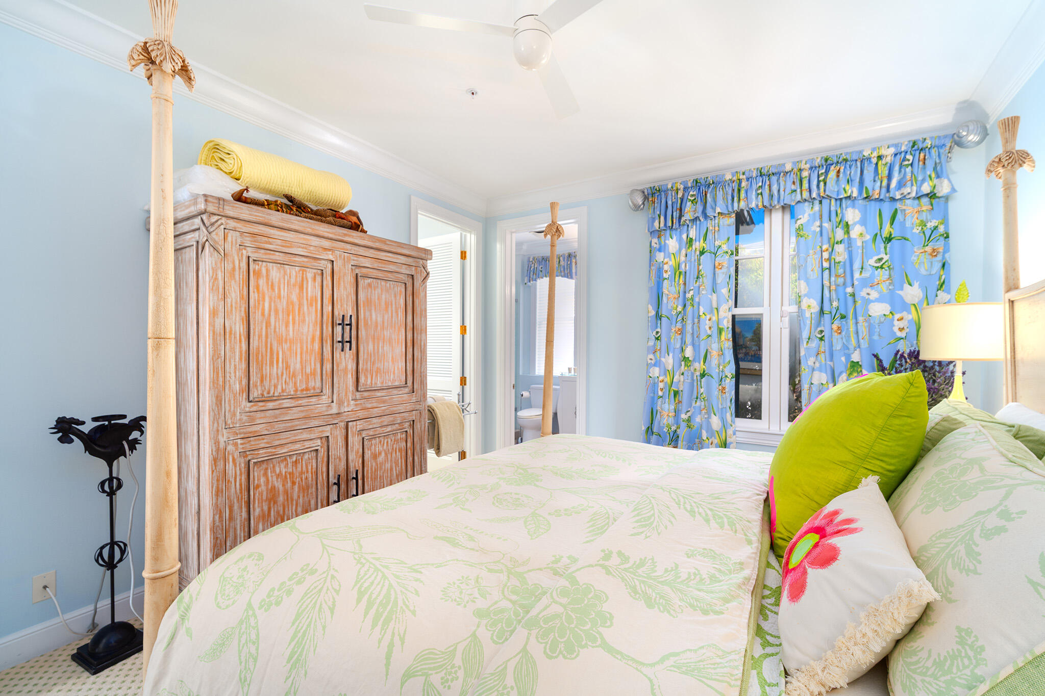 Key West, Florida 33040, United States, 4 Bedrooms Bedrooms, ,4 BathroomsBathrooms,Residential,Active,247253