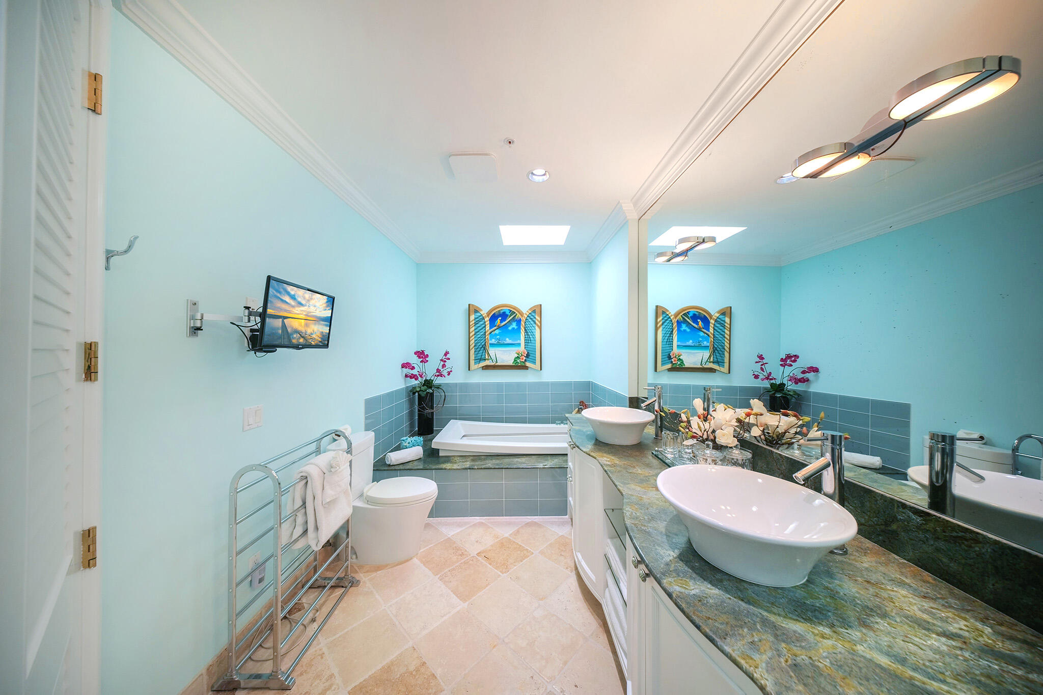 Key West, Florida 33040, United States, 4 Bedrooms Bedrooms, ,4 BathroomsBathrooms,Residential,Active,247253