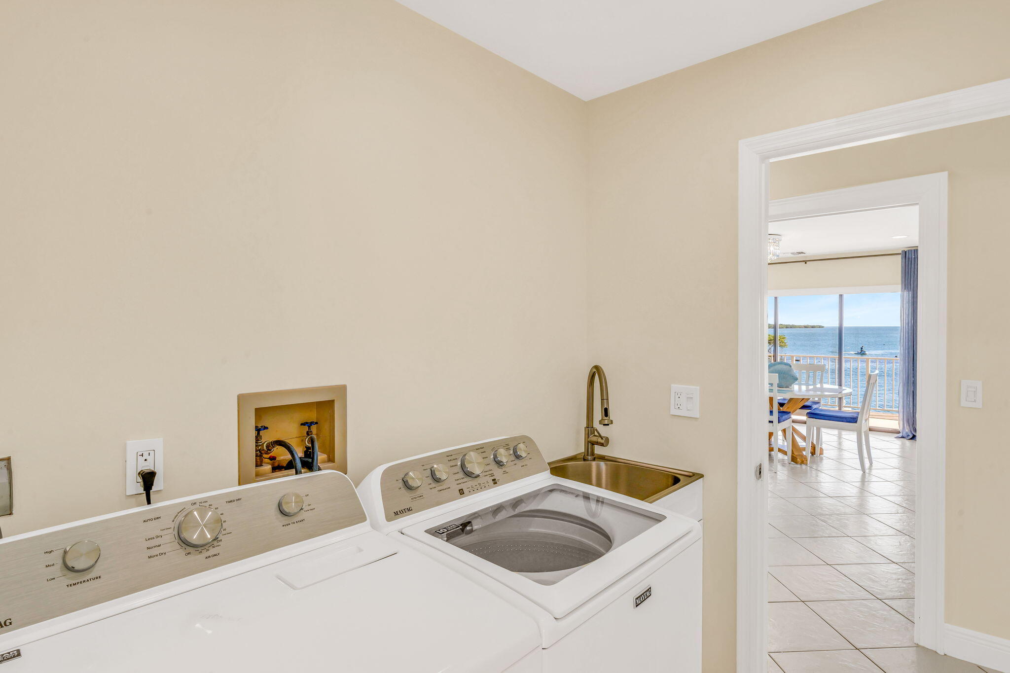 Marathon, Florida 33050, United States, 2 Bedrooms Bedrooms, ,2 BathroomsBathrooms,Residential,Active,154340