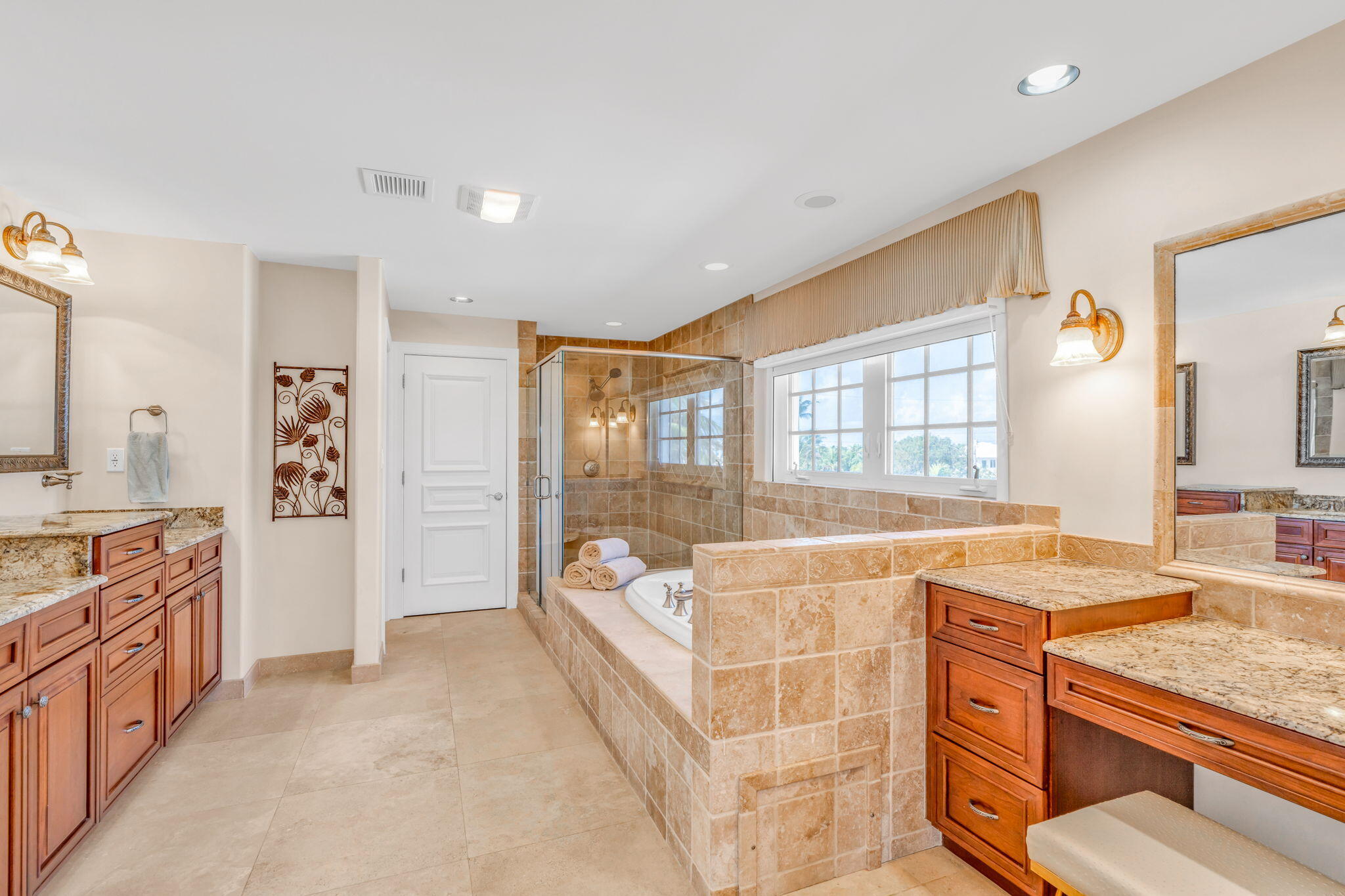 Key Colony, Florida 33051, United States, 4 Bedrooms Bedrooms, ,4 BathroomsBathrooms,Residential,Active,136092