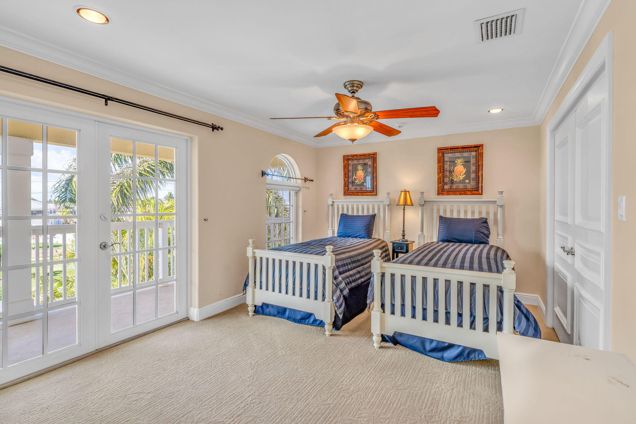 Key Colony, Florida 33051, United States, 4 Bedrooms Bedrooms, ,4 BathroomsBathrooms,Residential,Active,136092