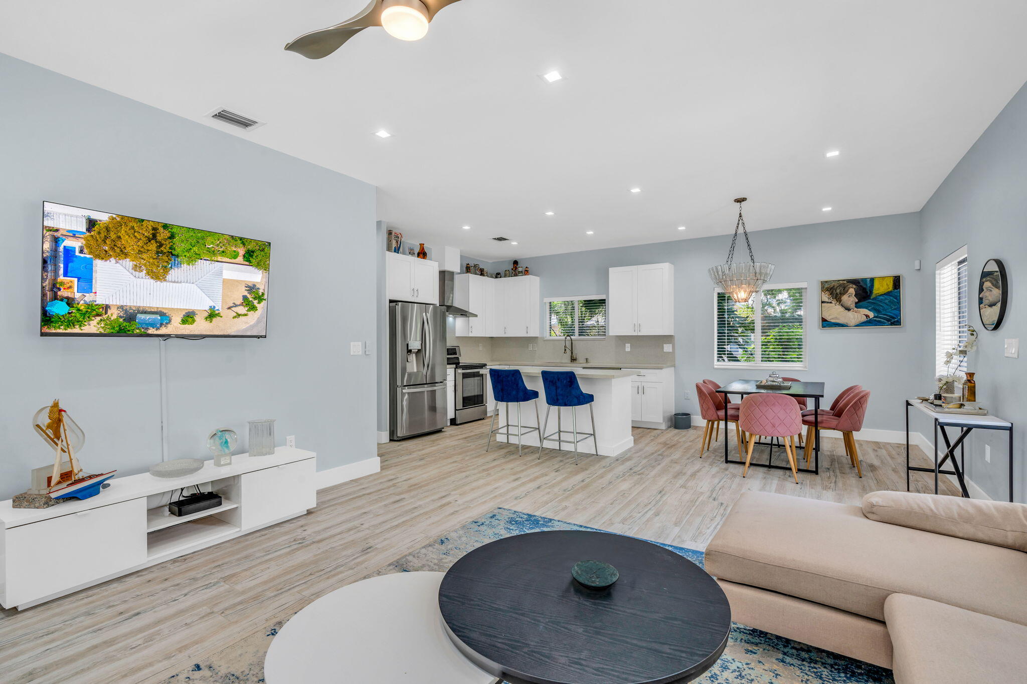 Key Largo, Florida 33037, United States, 3 Bedrooms Bedrooms, ,2 BathroomsBathrooms,Residential,Active,98785