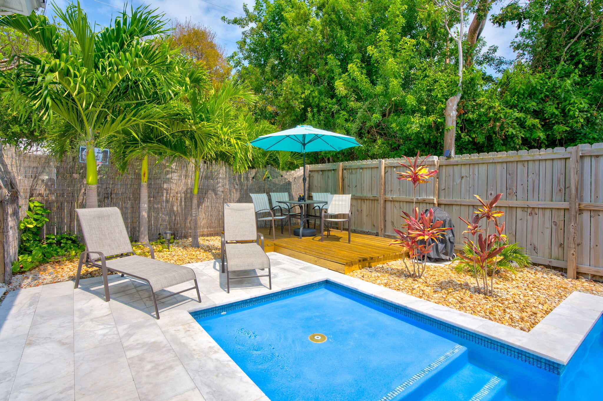 Key Largo, Florida 33037, United States, 3 Bedrooms Bedrooms, ,2 BathroomsBathrooms,Residential,Active,98785