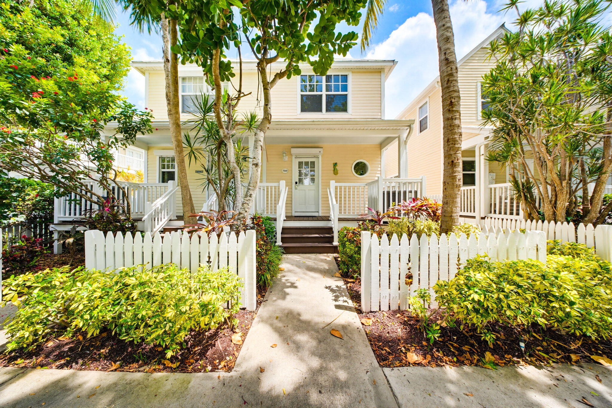 7041 Harbor Village Drive