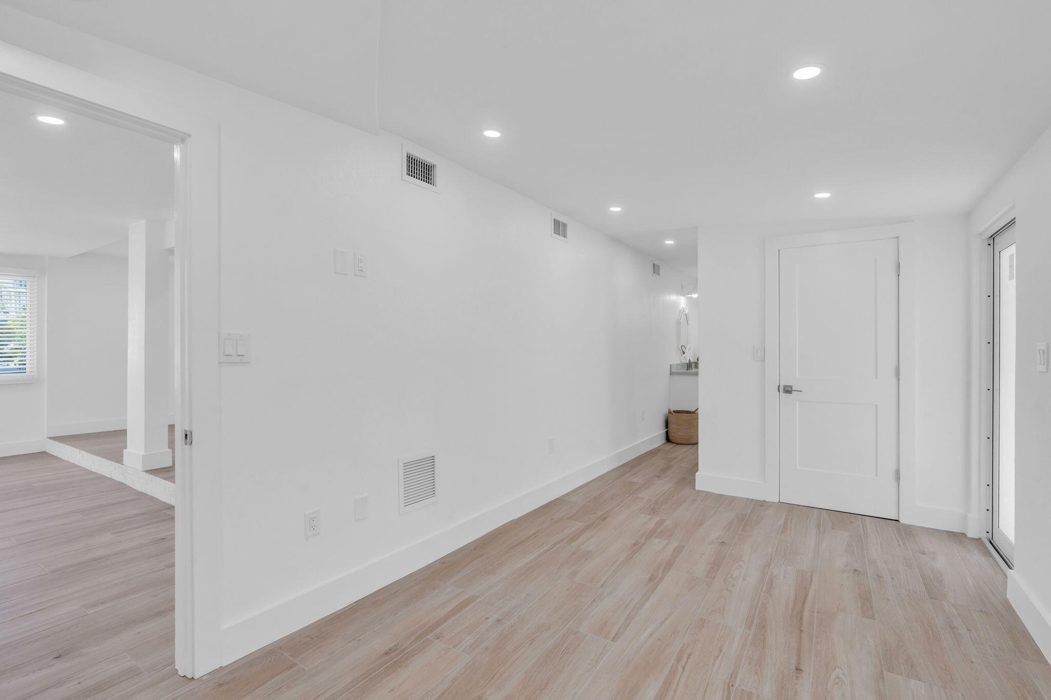 Key Largo, Florida 33037, United States, 3 Bedrooms Bedrooms, ,3 BathroomsBathrooms,Residential,Active,409