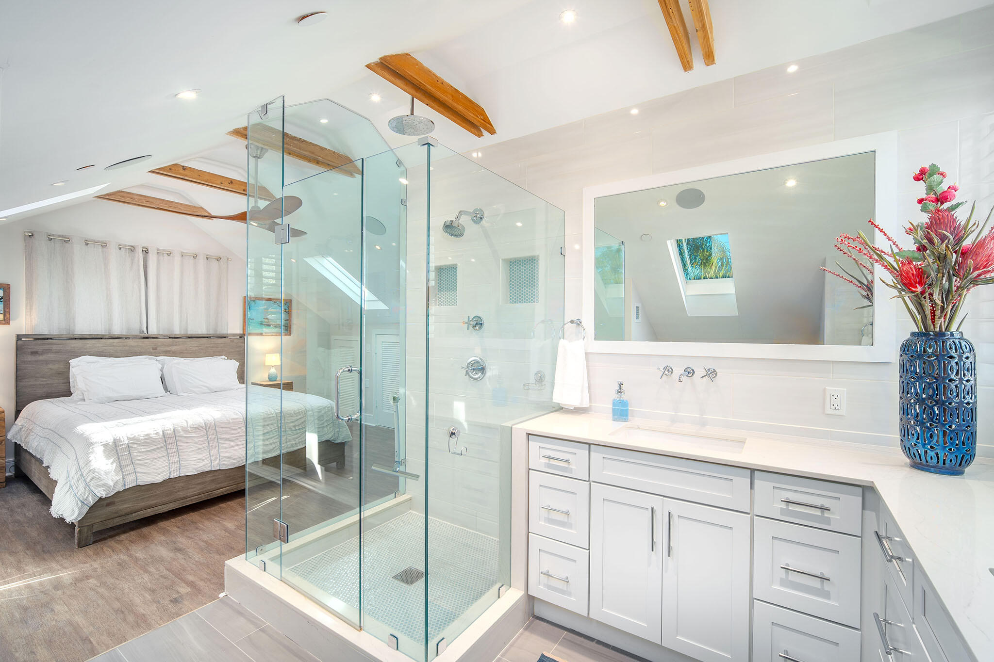 Key West, Florida 33040, United States, 5 Bedrooms Bedrooms, ,5 BathroomsBathrooms,Residential,Active,20335