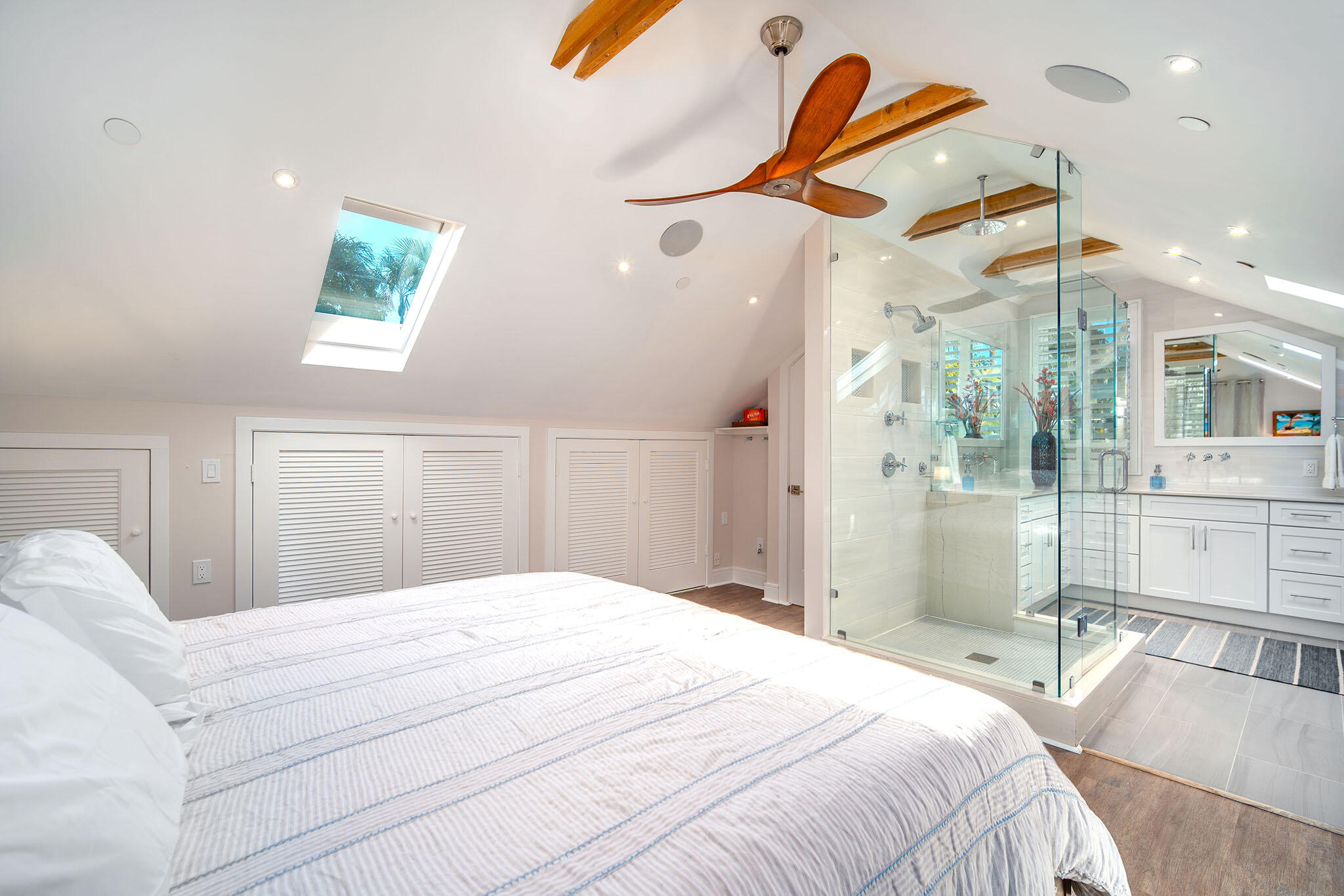 Key West, Florida 33040, United States, 5 Bedrooms Bedrooms, ,5 BathroomsBathrooms,Residential,Active,20335