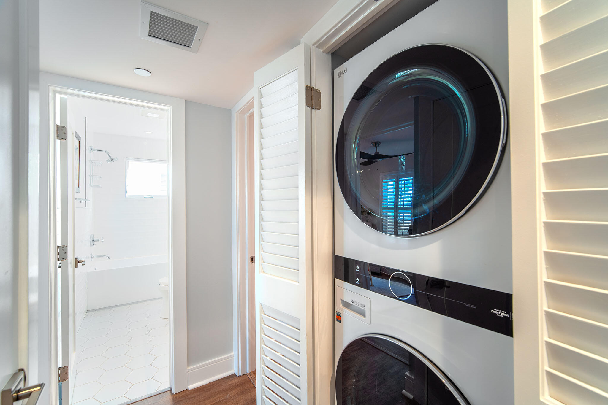 Key West, Florida 33040, United States, 5 Bedrooms Bedrooms, ,5 BathroomsBathrooms,Residential,Active,20335