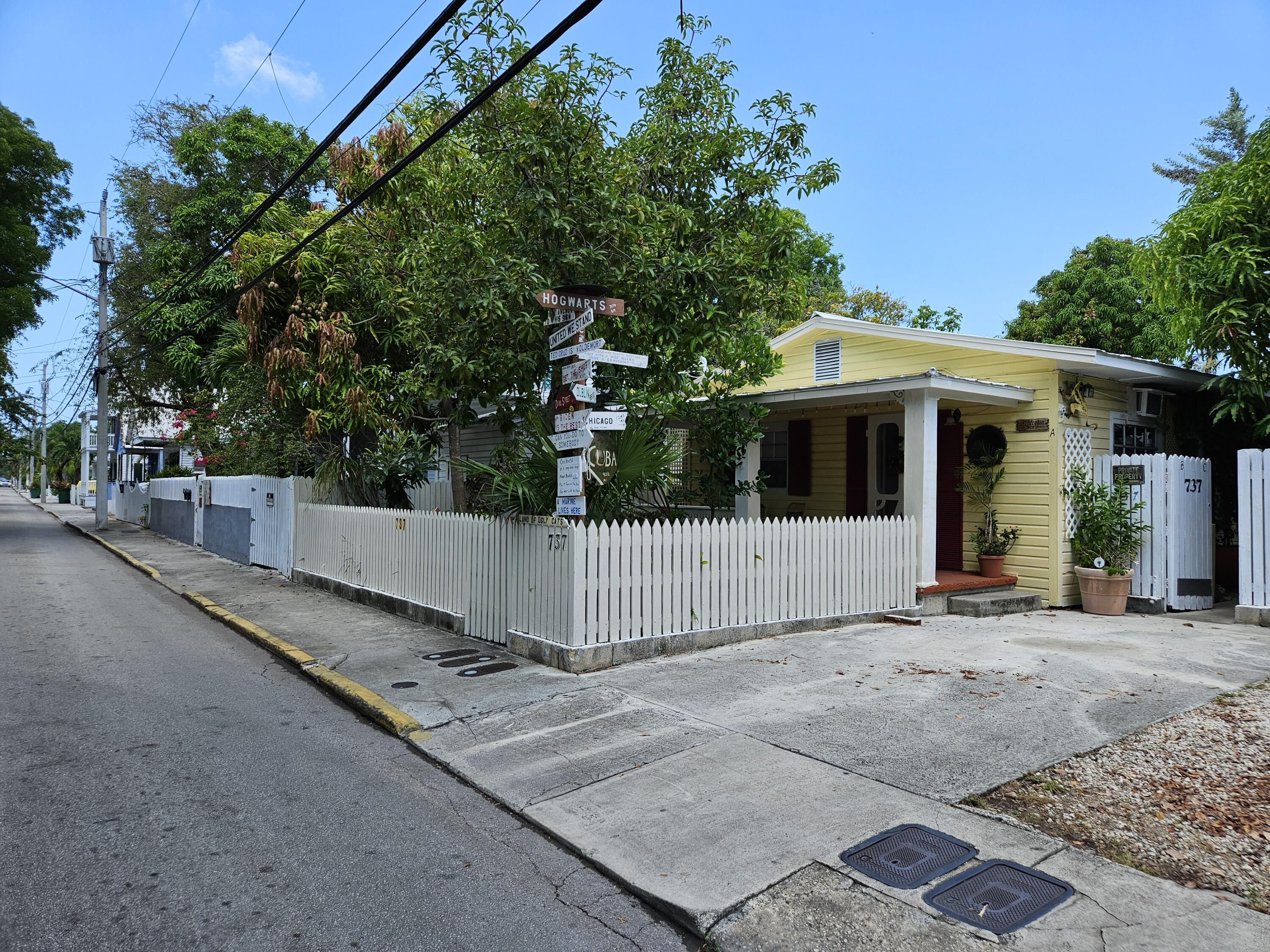 Key West, Florida 33040, United States, 3 Bedrooms Bedrooms, ,3 BathroomsBathrooms,Residential,Contingent,22717