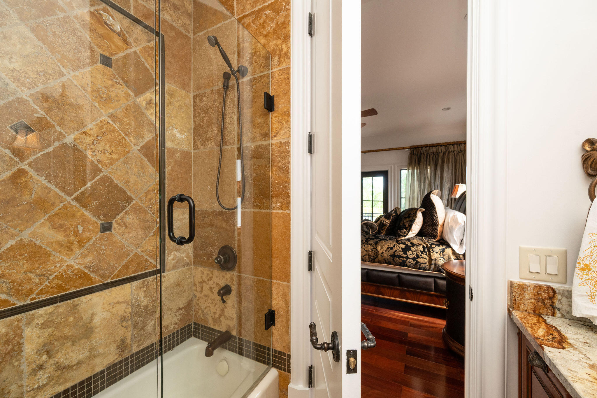 Shark Key, Florida 33040, United States, 4 Bedrooms Bedrooms, ,5 BathroomsBathrooms,Residential,Active,26323