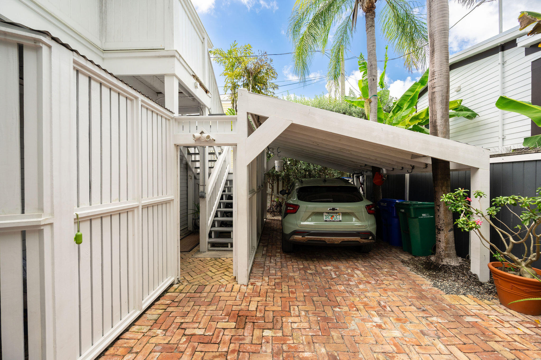Key West, Florida 33040, United States, 2 Bedrooms Bedrooms, ,3 BathroomsBathrooms,Residential,Active,223320