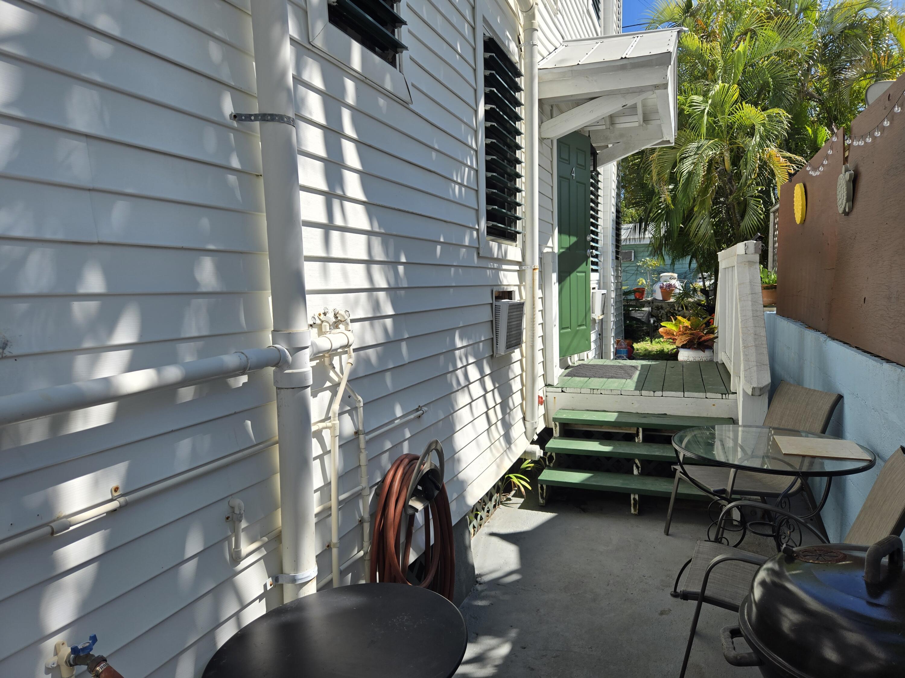Key West, Florida 33040, United States, 1 Bedroom Bedrooms, ,1 BathroomBathrooms,Residential,Active,227197
