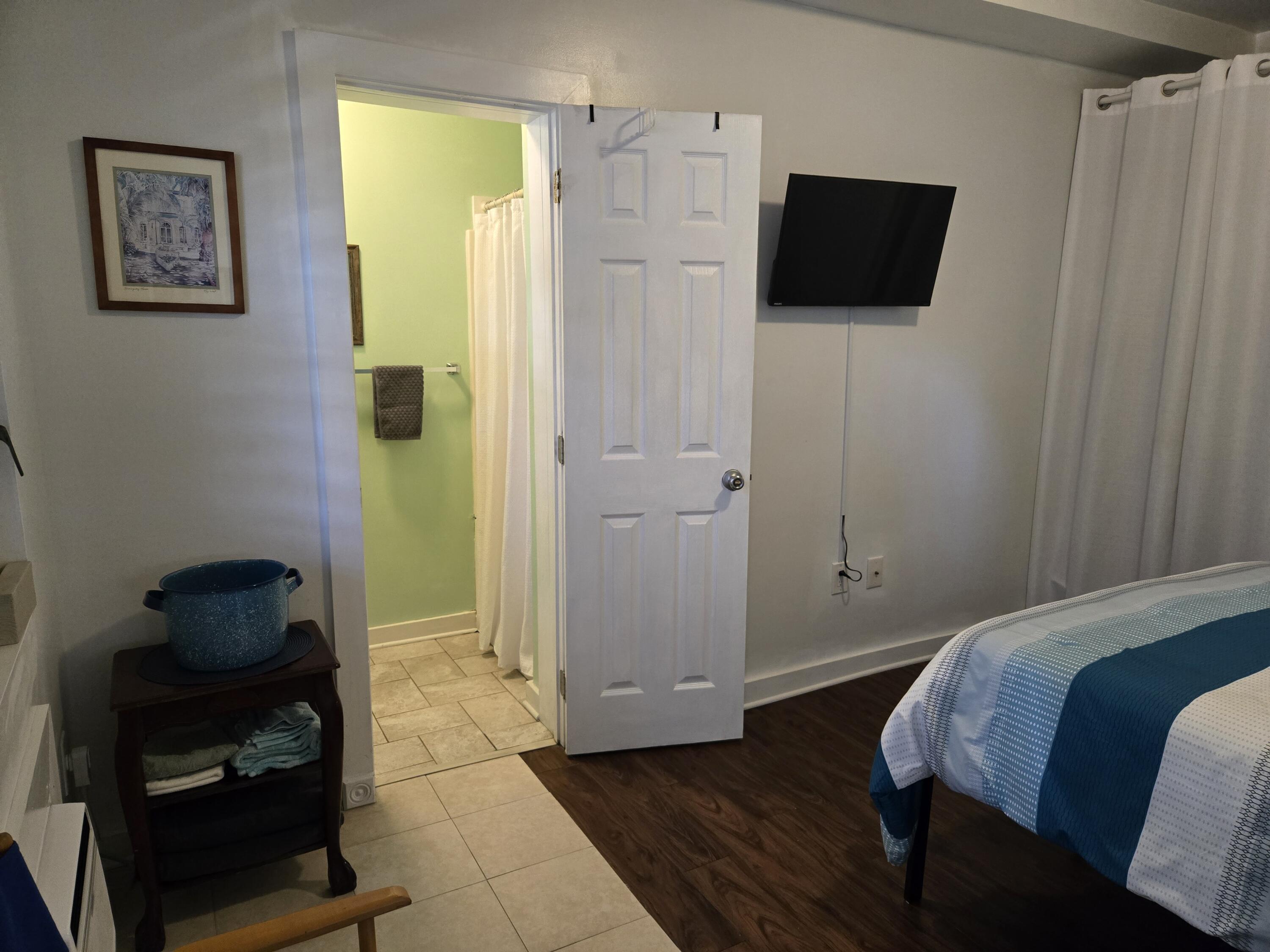 Key West, Florida 33040, United States, 1 Bedroom Bedrooms, ,1 BathroomBathrooms,Residential,Active,227197