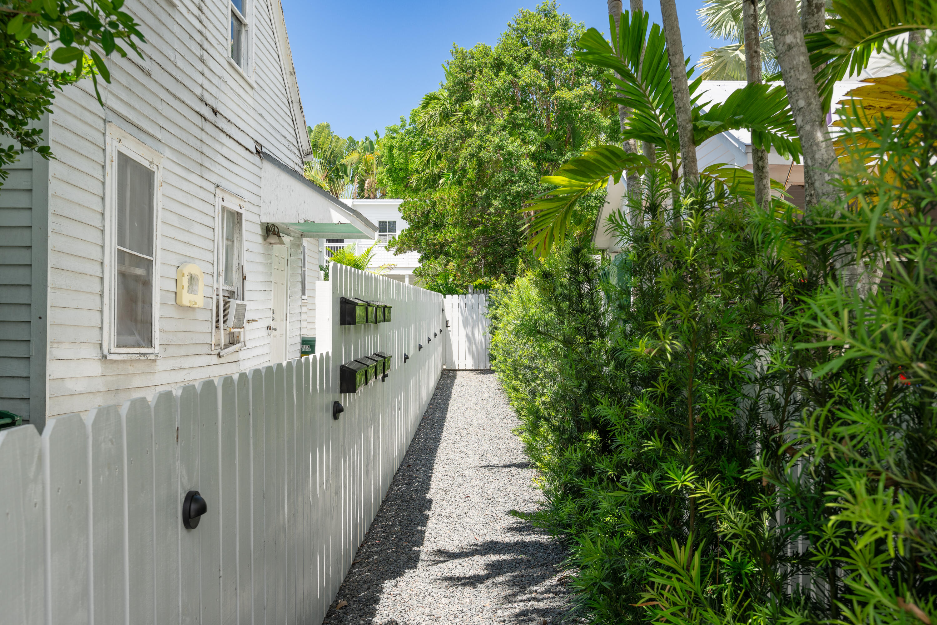 Key West, Florida 33040, United States, 10 Bedrooms Bedrooms, ,9 BathroomsBathrooms,Commercial,Active,55539