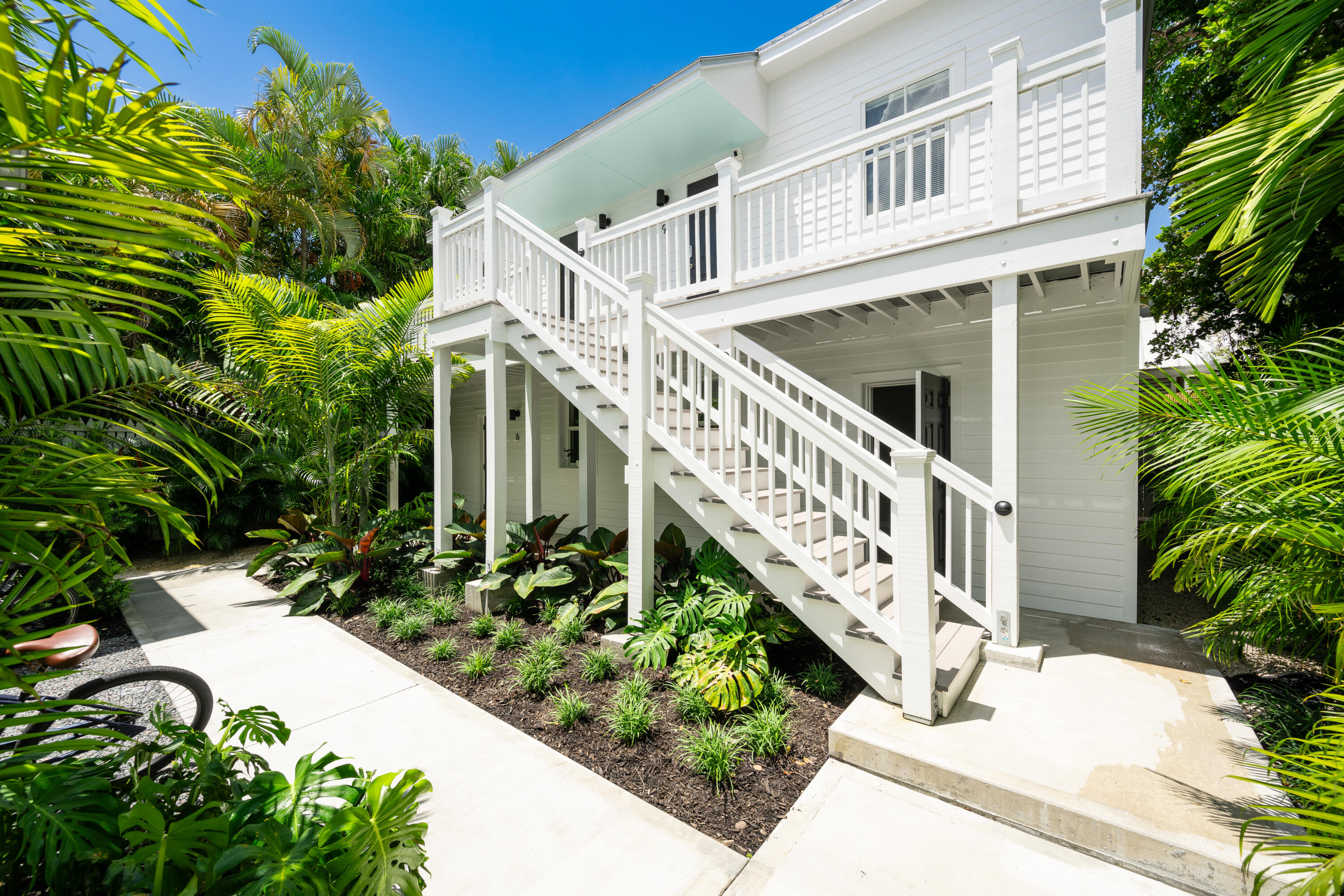 Key West, Florida 33040, United States, 10 Bedrooms Bedrooms, ,9 BathroomsBathrooms,Commercial,Active,55539