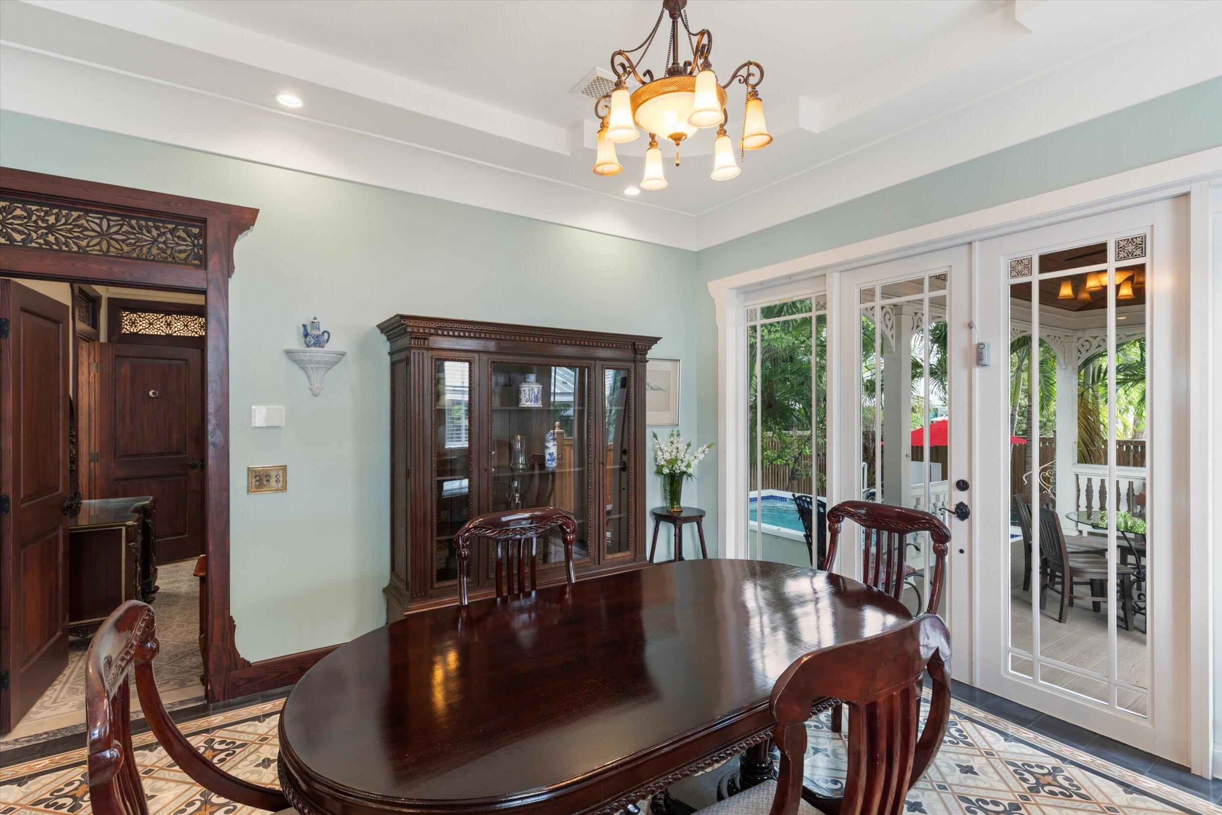 Key West, Florida 33040, United States, 2 Bedrooms Bedrooms, ,3 BathroomsBathrooms,Residential,Active,238192