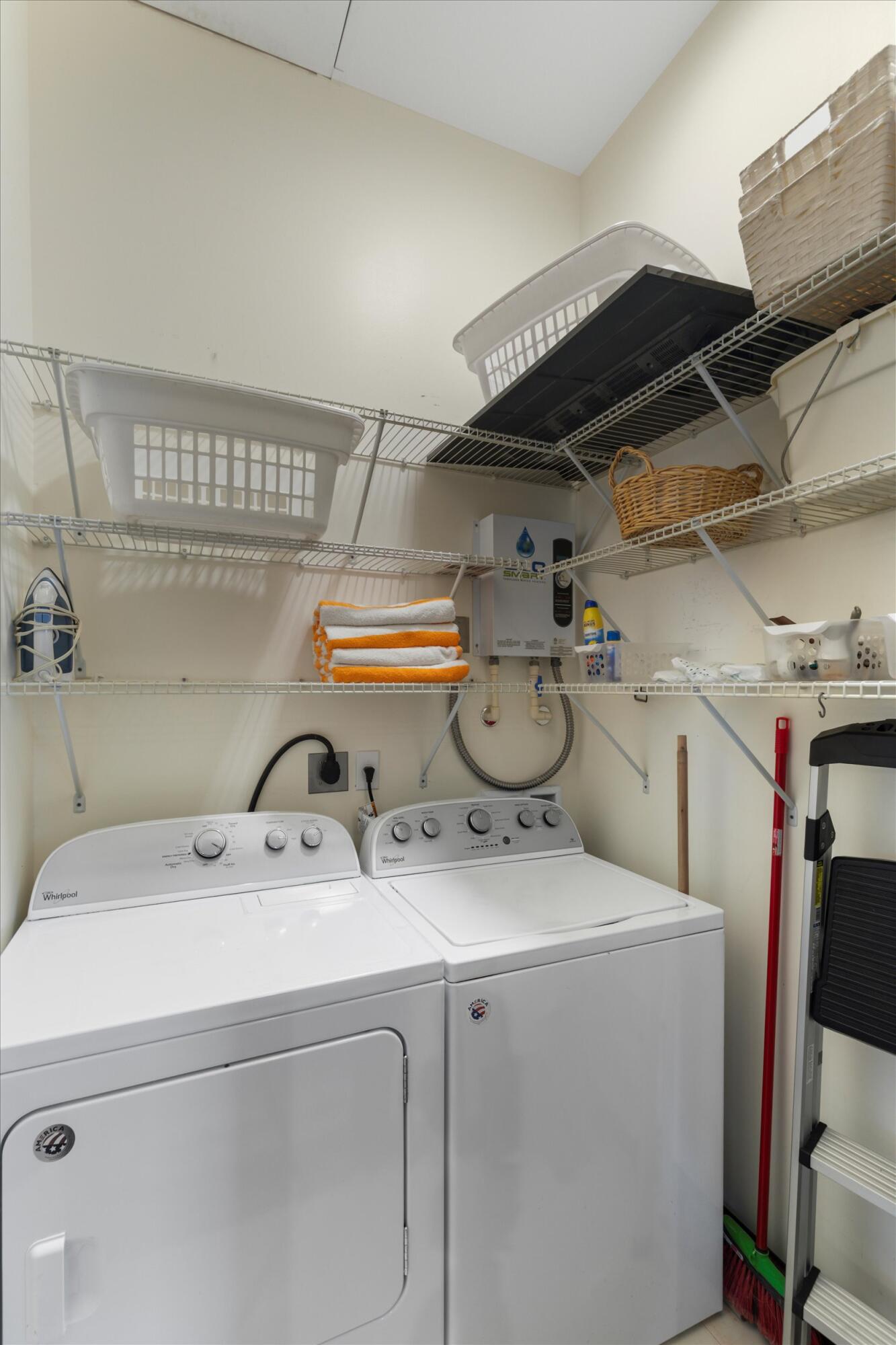 Key West, Florida 33040, United States, 2 Bedrooms Bedrooms, ,3 BathroomsBathrooms,Residential,Active,238192