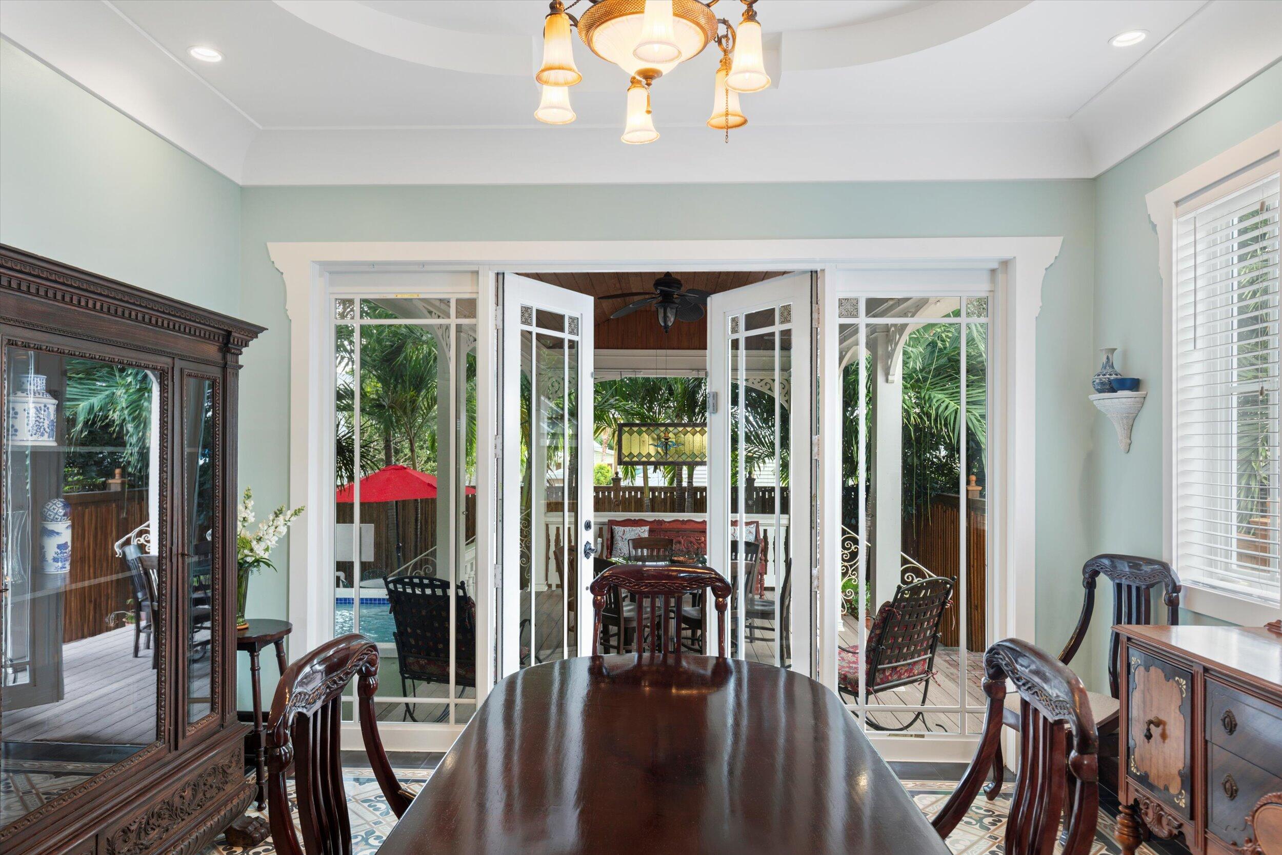 Key West, Florida 33040, United States, 2 Bedrooms Bedrooms, ,3 BathroomsBathrooms,Residential,Active,238192