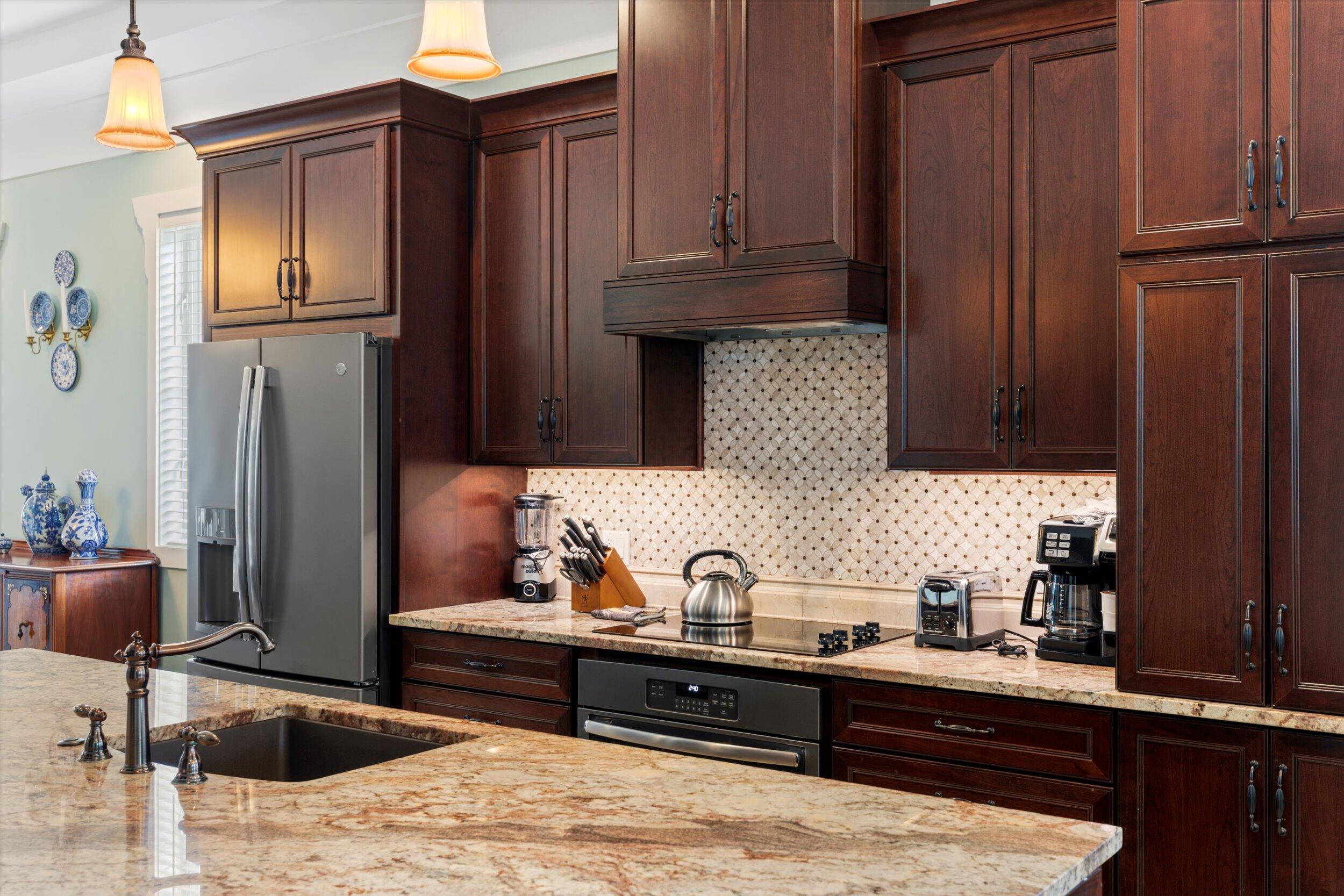 Key West, Florida 33040, United States, 2 Bedrooms Bedrooms, ,3 BathroomsBathrooms,Residential,Active,238192