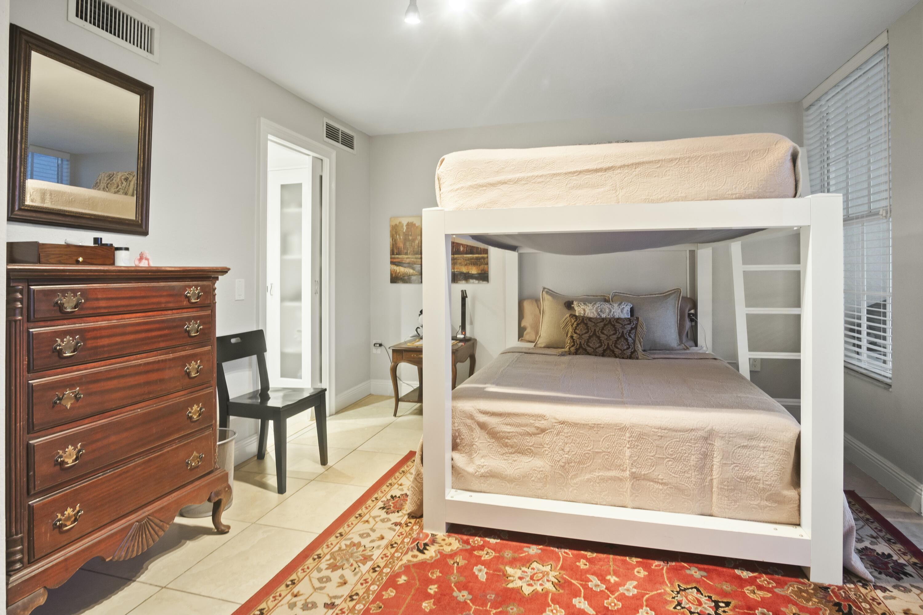 Key West, Florida 33040, United States, 2 Bedrooms Bedrooms, ,4 BathroomsBathrooms,Residential,Active,24476