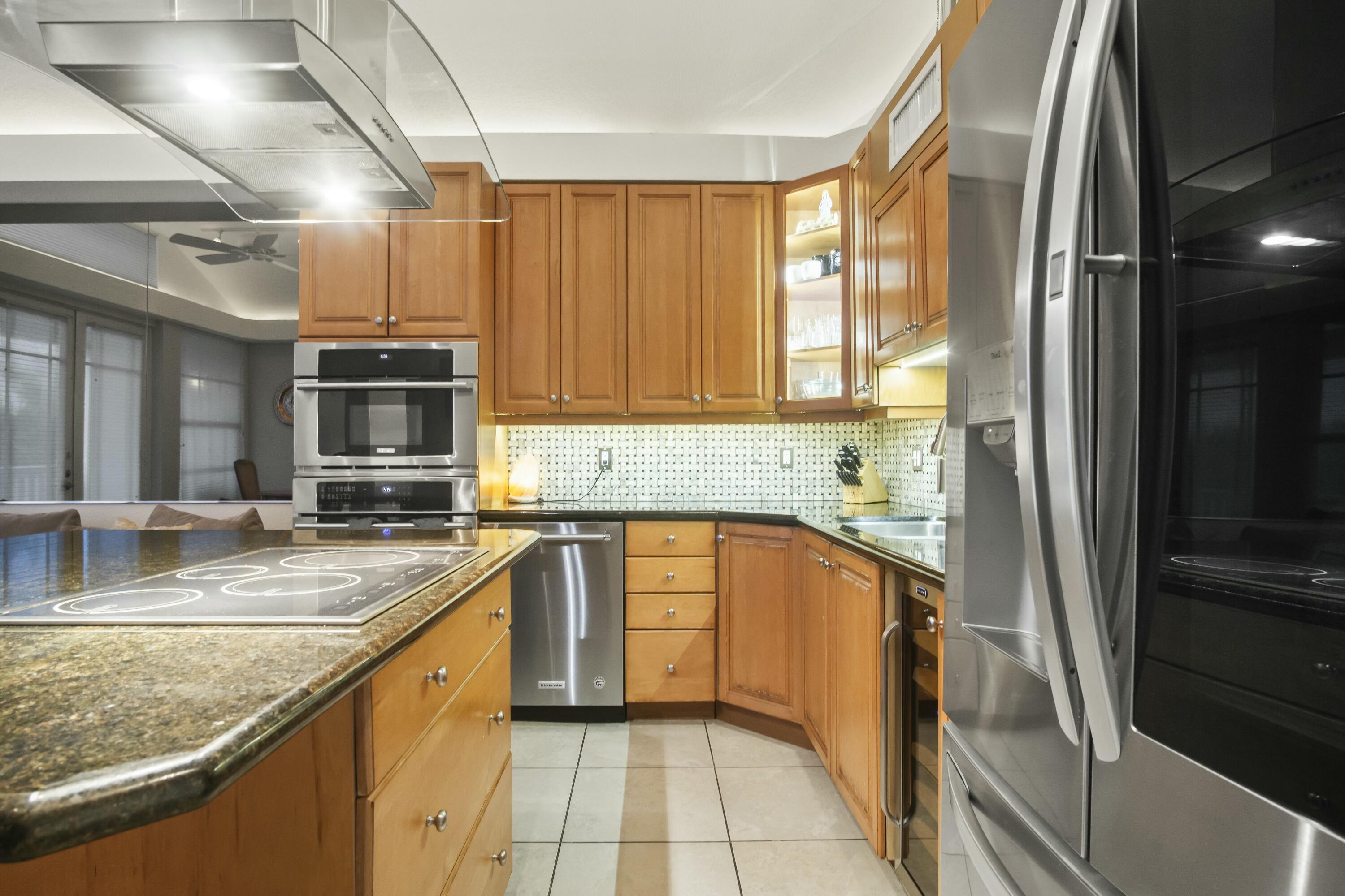 Key West, Florida 33040, United States, 2 Bedrooms Bedrooms, ,4 BathroomsBathrooms,Residential,Active,24476