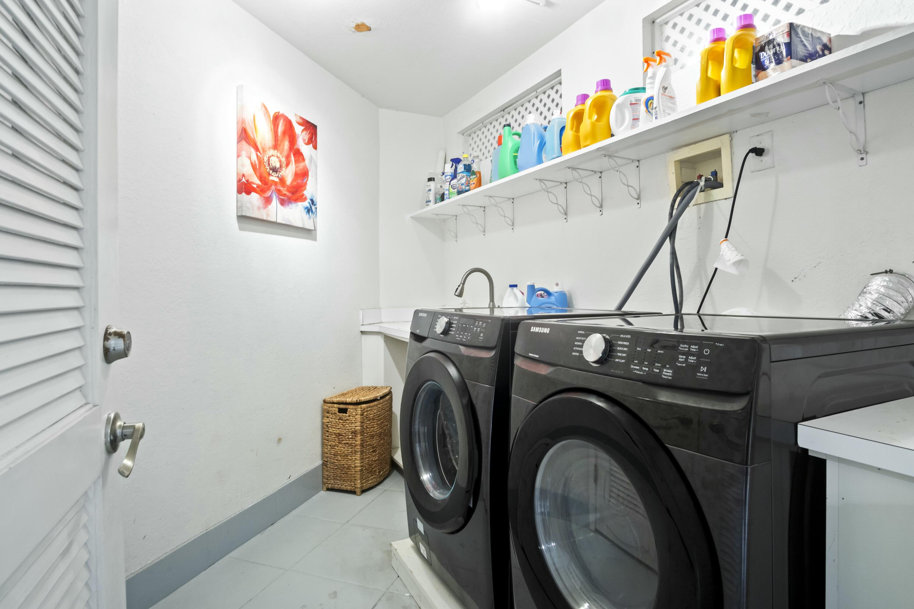 Key West, Florida 33040, United States, 2 Bedrooms Bedrooms, ,4 BathroomsBathrooms,Residential,Active,24476