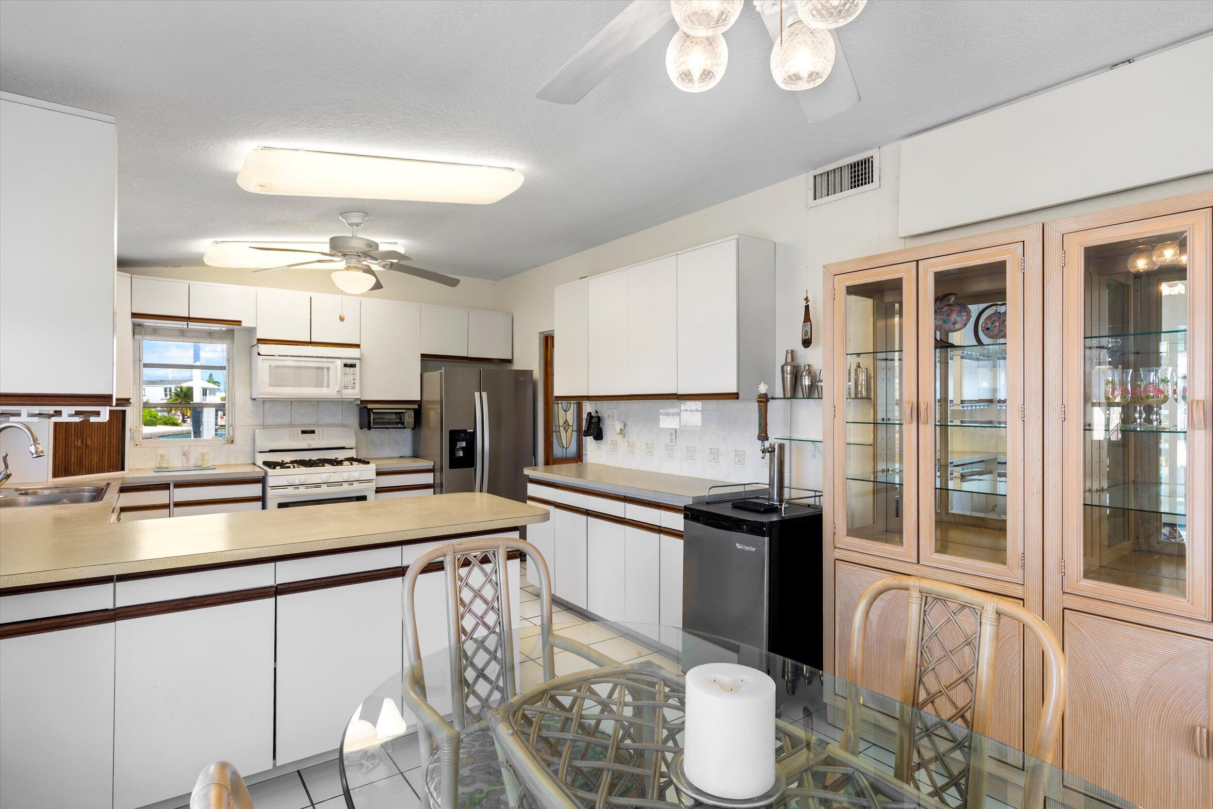 Cudjoe, Florida 33042, United States, 2 Bedrooms Bedrooms, ,2 BathroomsBathrooms,Residential,Active,135557