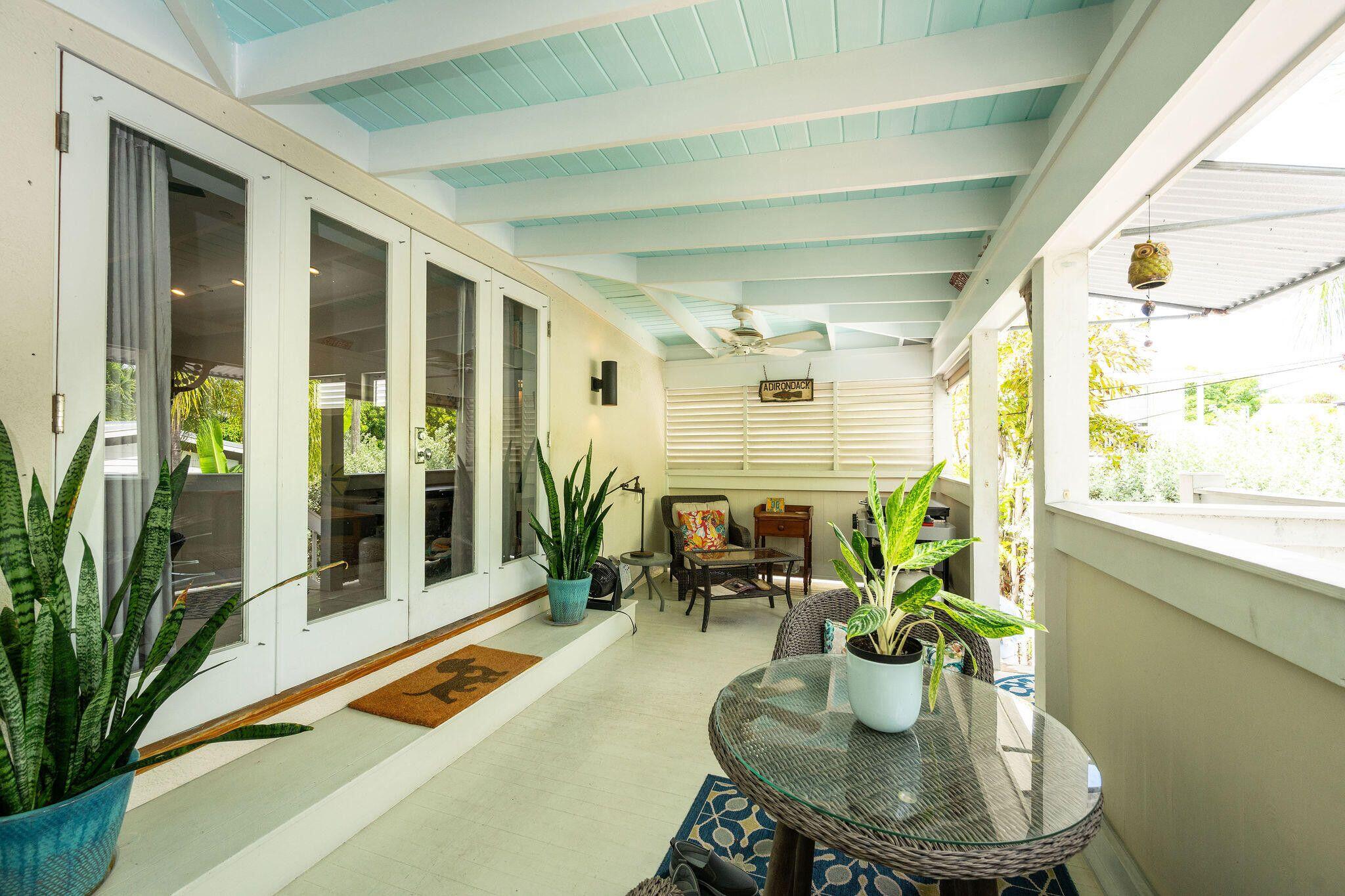 Key West, Florida 33040, United States, 2 Bedrooms Bedrooms, ,3 BathroomsBathrooms,Commercial,Active,234497