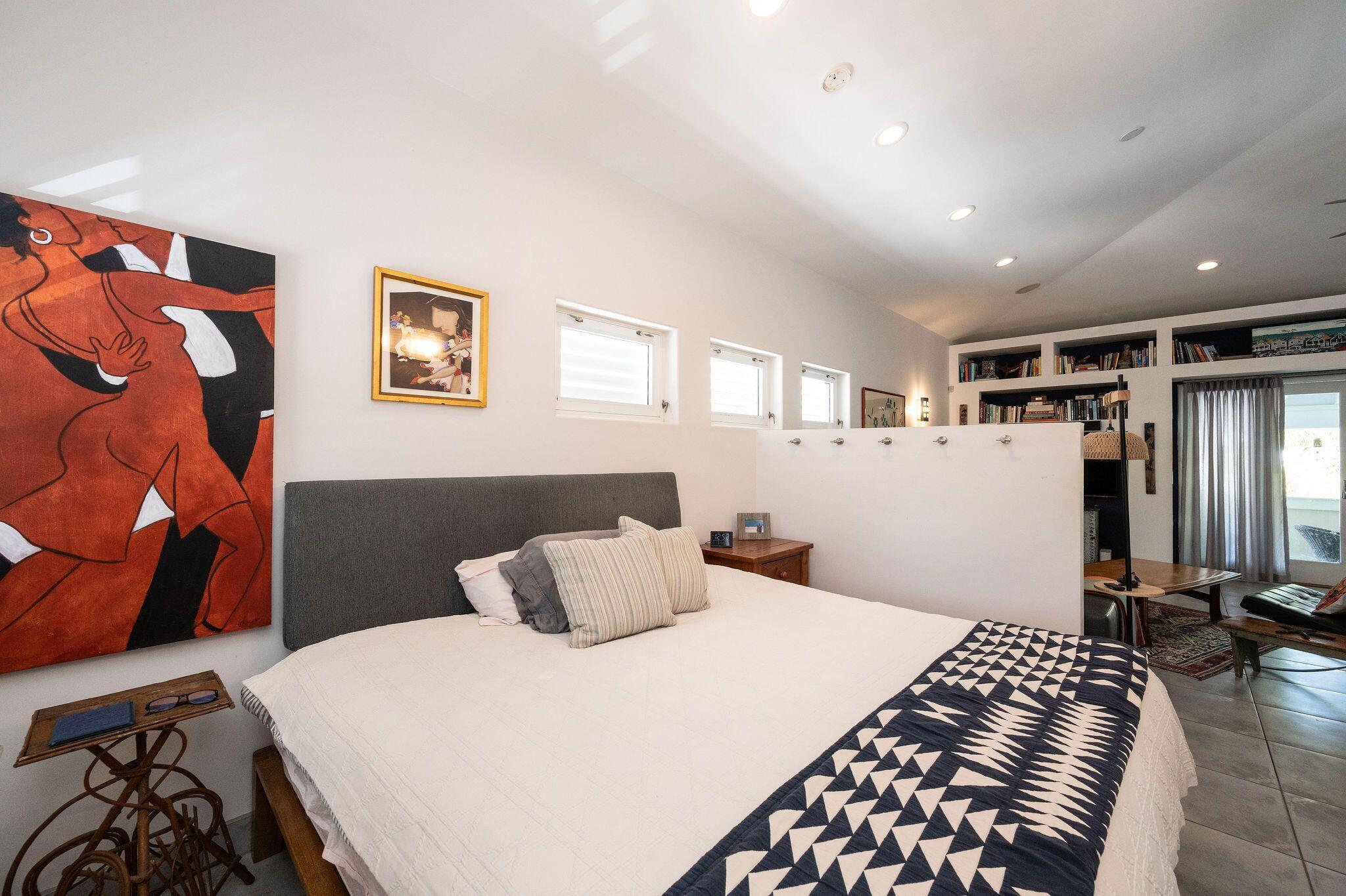 Key West, Florida 33040, United States, 2 Bedrooms Bedrooms, ,3 BathroomsBathrooms,Commercial,Active,234497