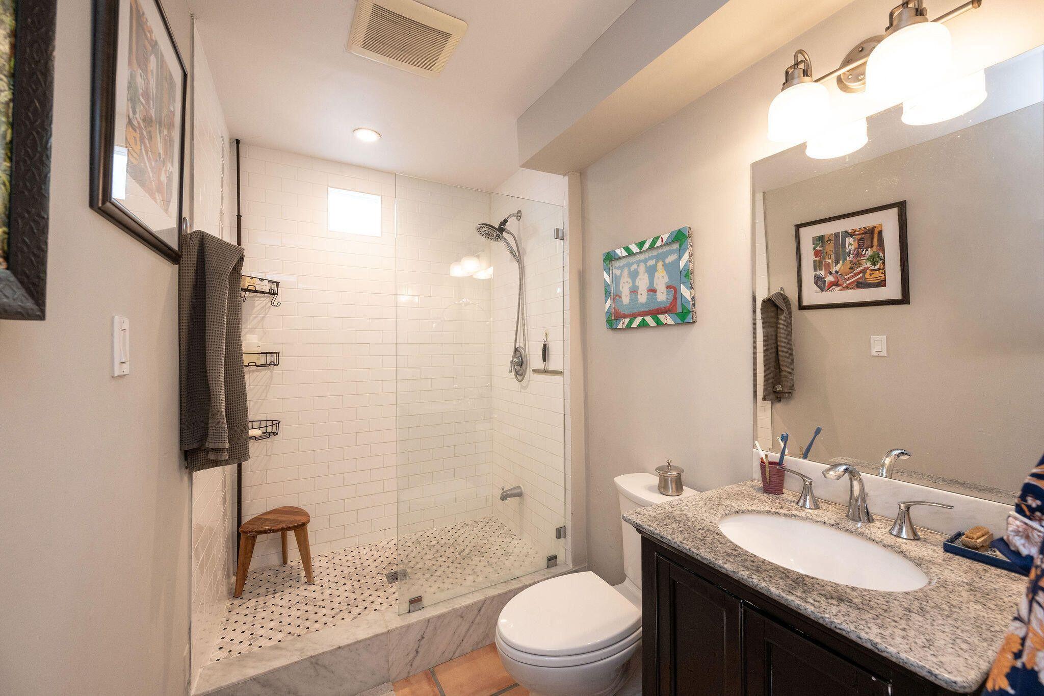 Key West, Florida 33040, United States, 2 Bedrooms Bedrooms, ,3 BathroomsBathrooms,Commercial,Active,234497