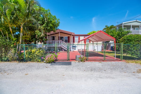 6460 SUNSHINE ST, STOCK ISLAND, FL 33040 - Image edca6a036d03fd9cbc5339e5ccc8d40f/2611028054
