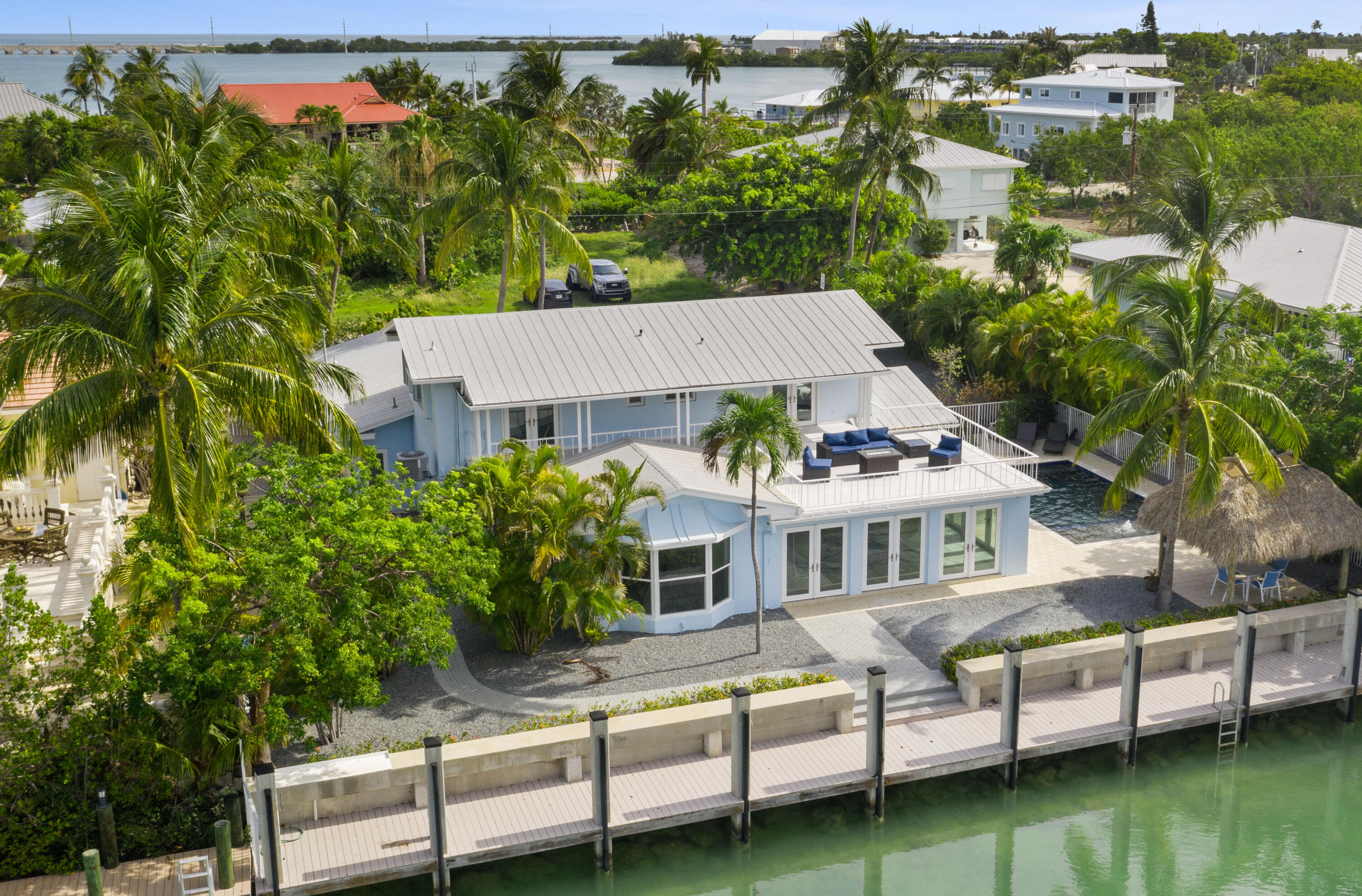 Duck, Florida, 33050, United States, 4 Bedrooms Bedrooms, ,4 BathroomsBathrooms,Residential,Active,1973559
