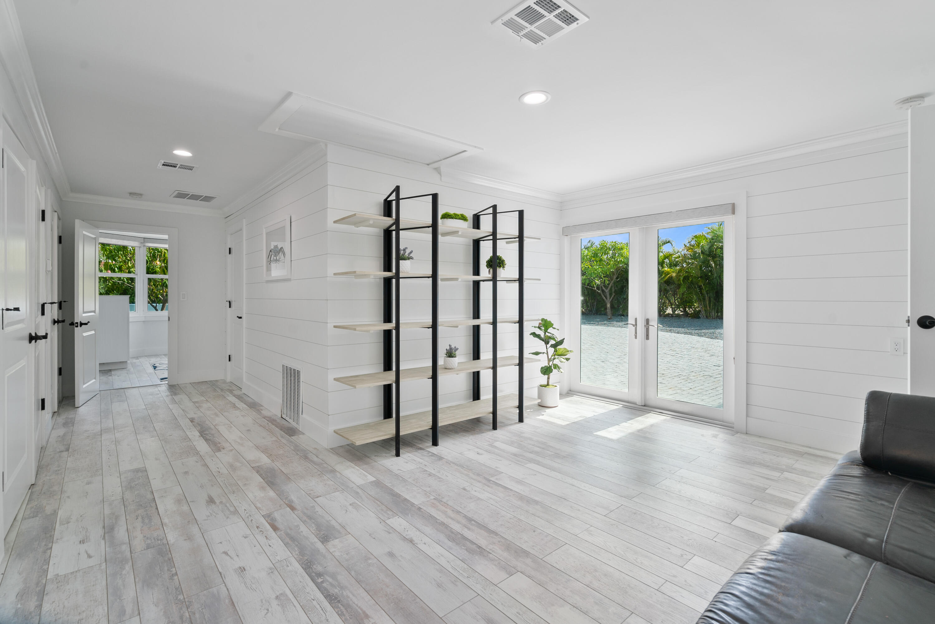 Duck, Florida, 33050, United States, 4 Bedrooms Bedrooms, ,4 BathroomsBathrooms,Residential,Active,1973559