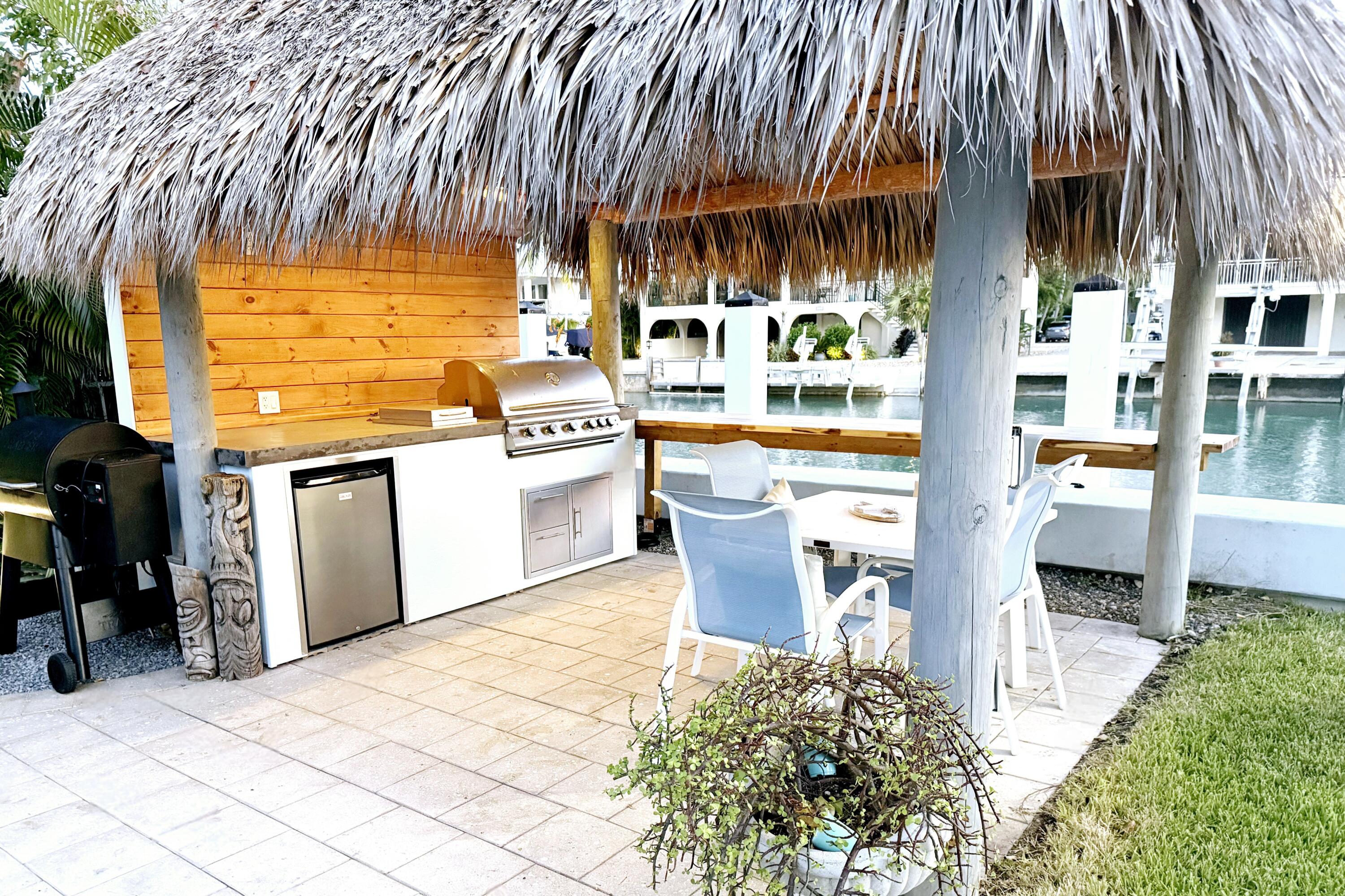 Duck, Florida, 33050, United States, 4 Bedrooms Bedrooms, ,4 BathroomsBathrooms,Residential,Active,1973559