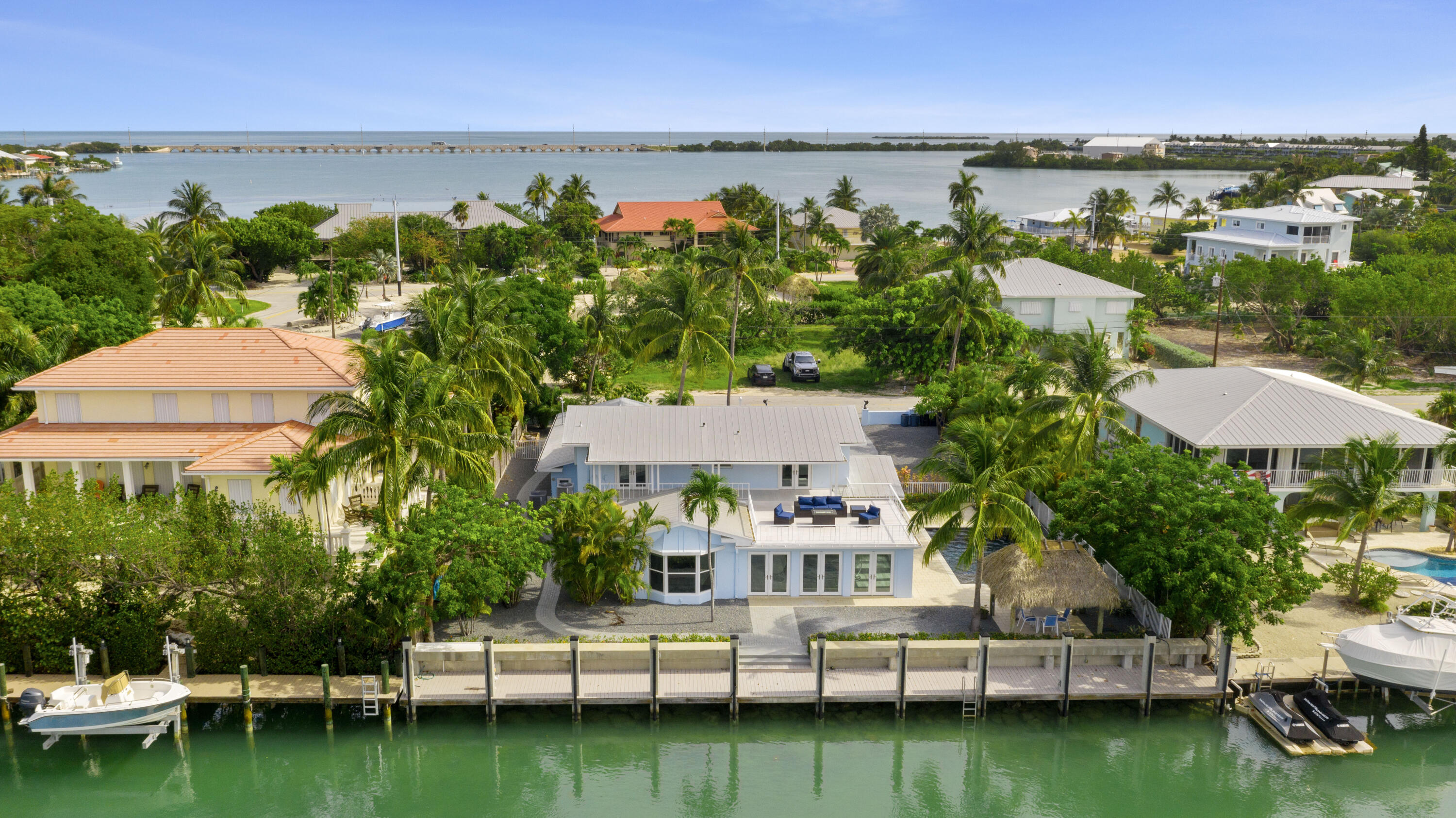 Duck, Florida, 33050, United States, 4 Bedrooms Bedrooms, ,4 BathroomsBathrooms,Residential,Active,1973559