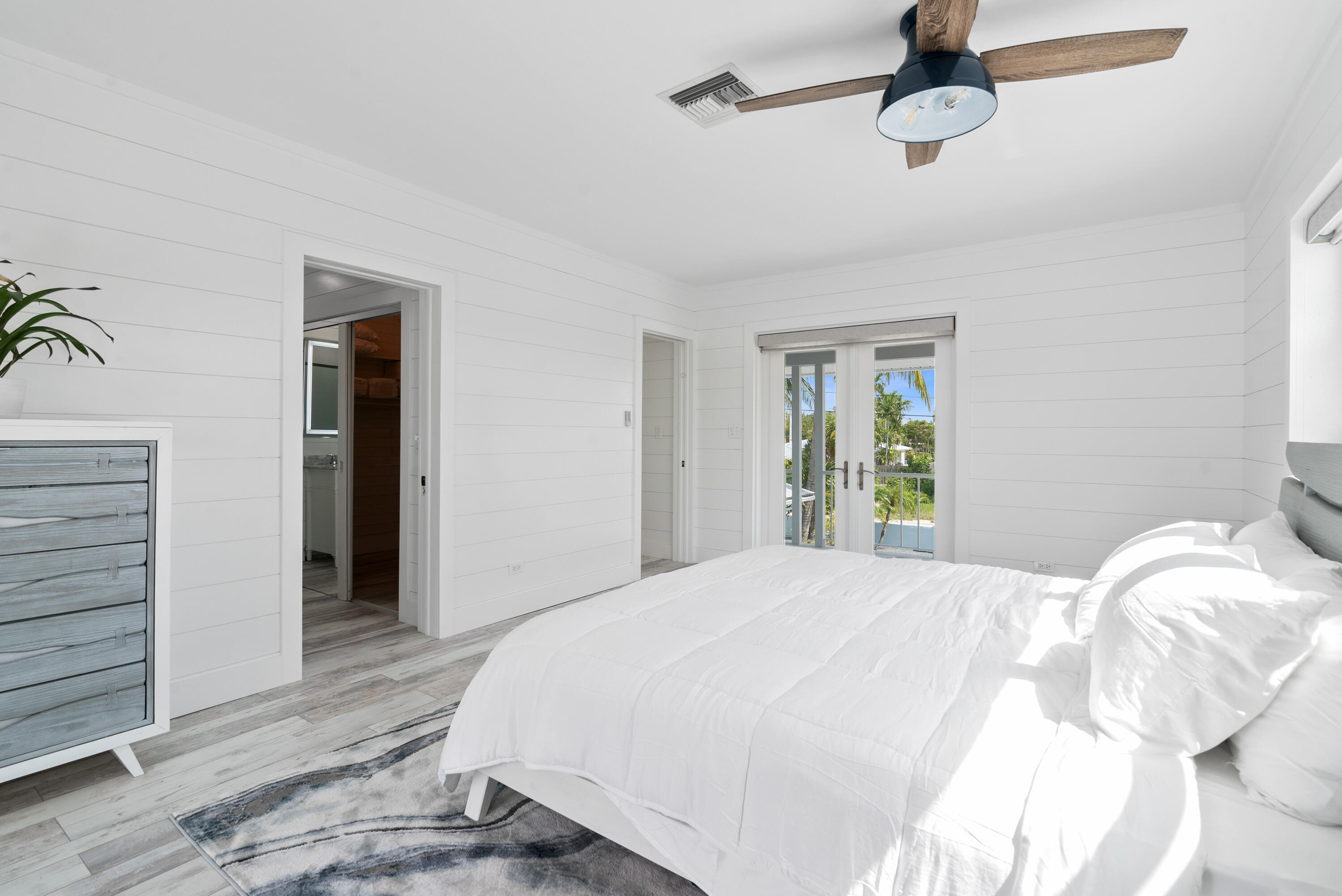 Duck, Florida, 33050, United States, 4 Bedrooms Bedrooms, ,4 BathroomsBathrooms,Residential,Active,1973559