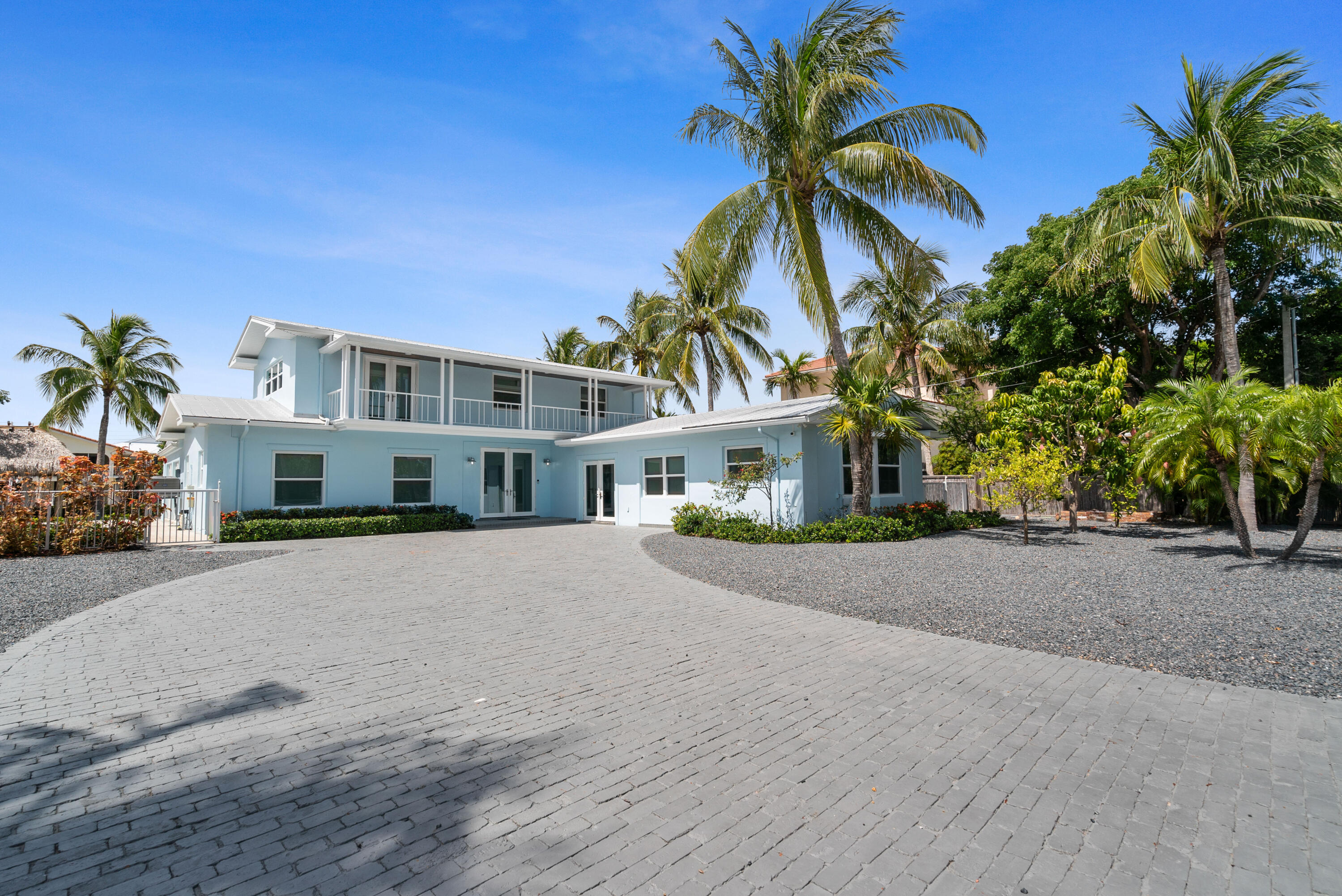 Duck, Florida, 33050, United States, 4 Bedrooms Bedrooms, ,4 BathroomsBathrooms,Residential,Active,1973559