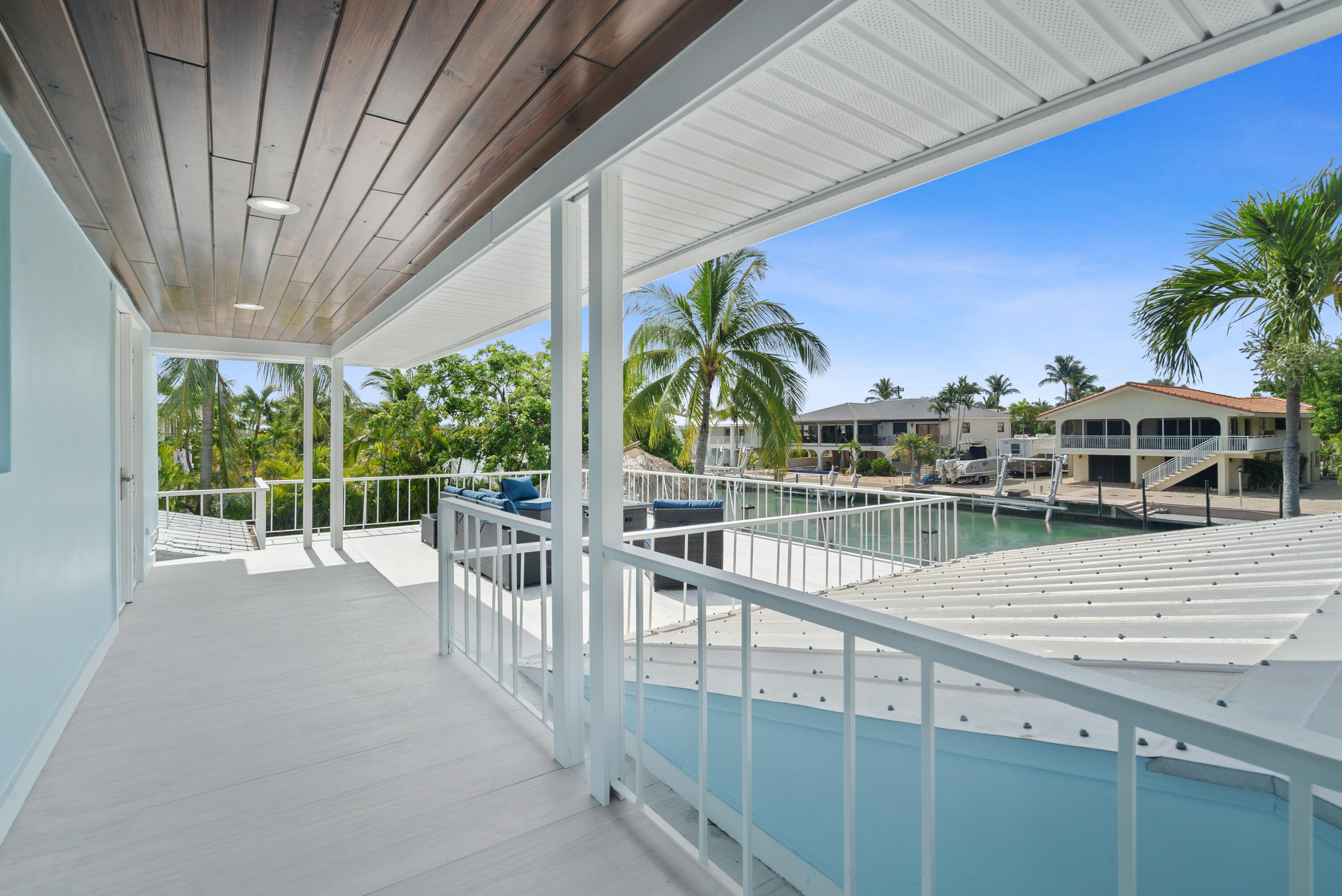 Duck, Florida, 33050, United States, 4 Bedrooms Bedrooms, ,4 BathroomsBathrooms,Residential,Active,1973559