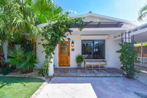 Featured picture for the property 614359