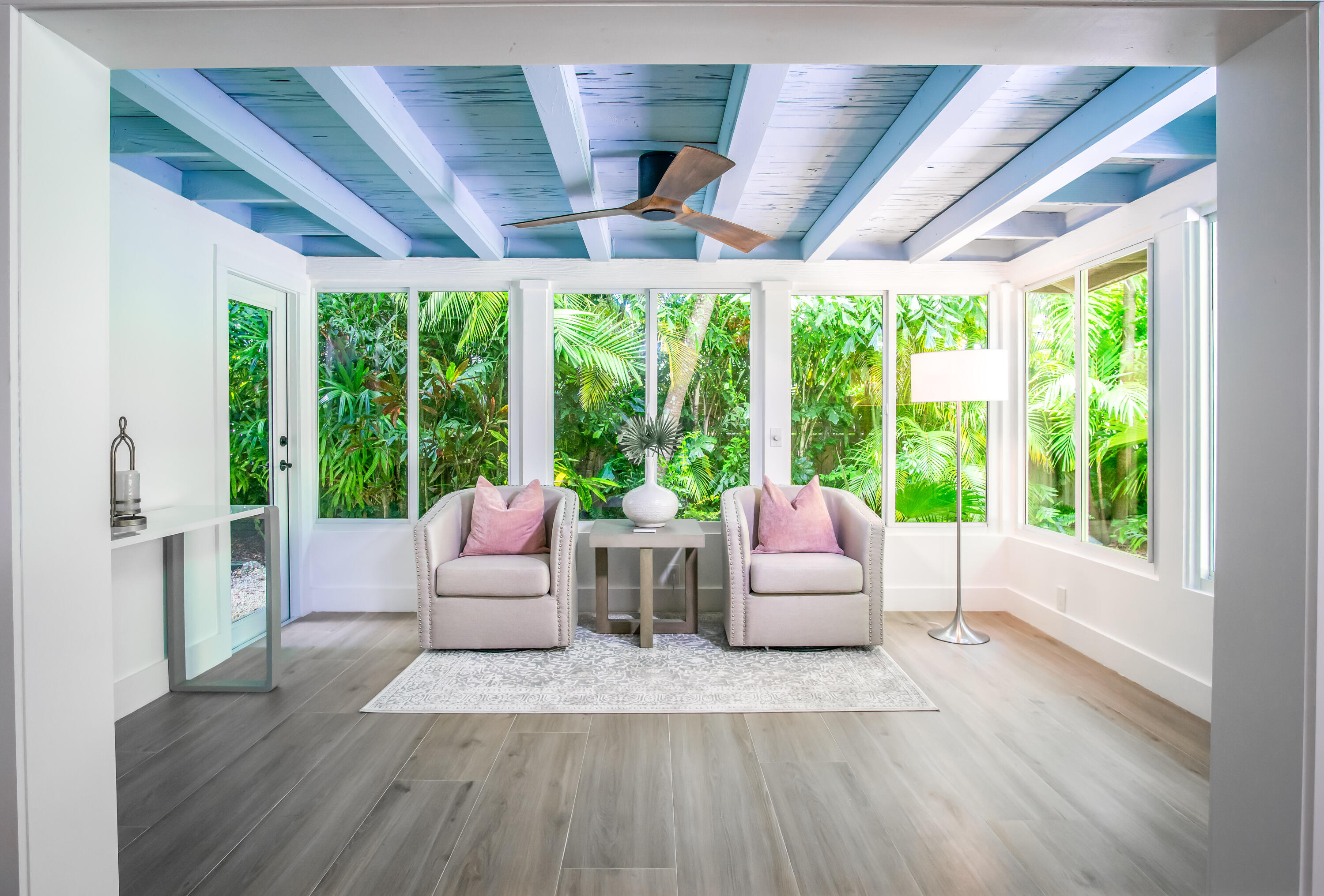 Key West, Florida 33040, United States, 4 Bedrooms Bedrooms, ,4 BathroomsBathrooms,Residential,Pending,10742