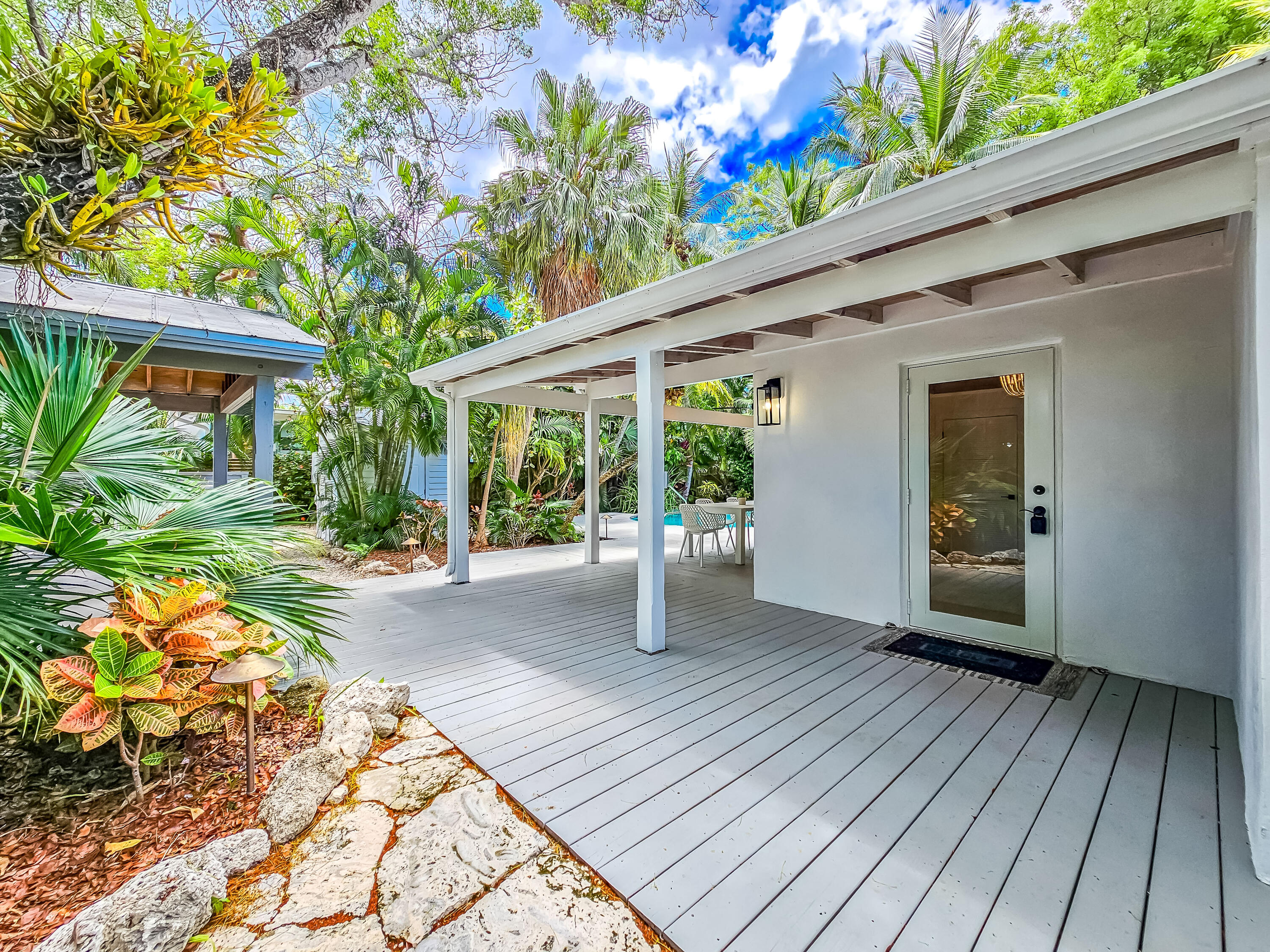 Key West, Florida 33040, United States, 4 Bedrooms Bedrooms, ,4 BathroomsBathrooms,Residential,Pending,10742