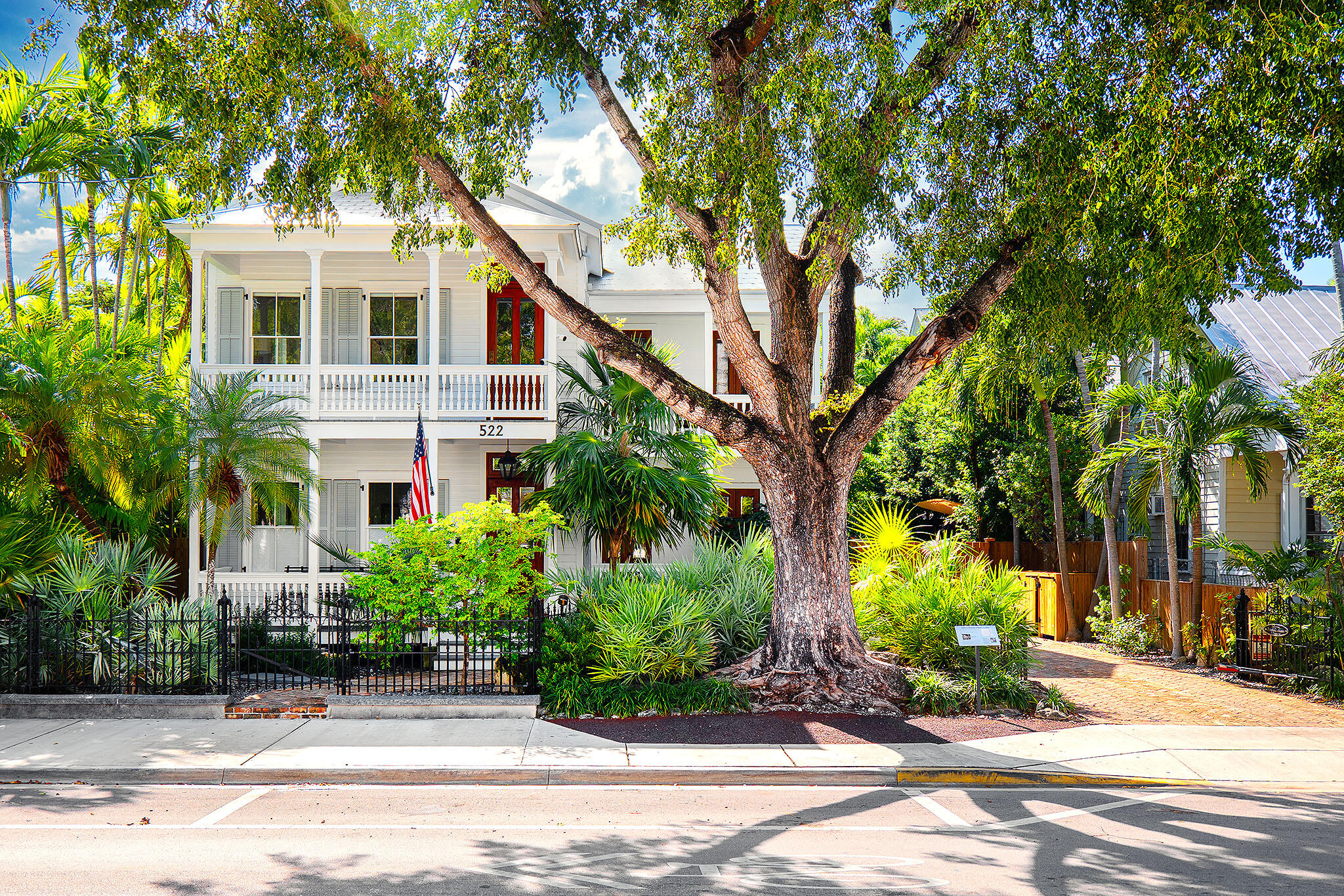 Key West, Florida 33040, United States, 5 Bedrooms Bedrooms, ,6 BathroomsBathrooms,Residential,Pending,35620