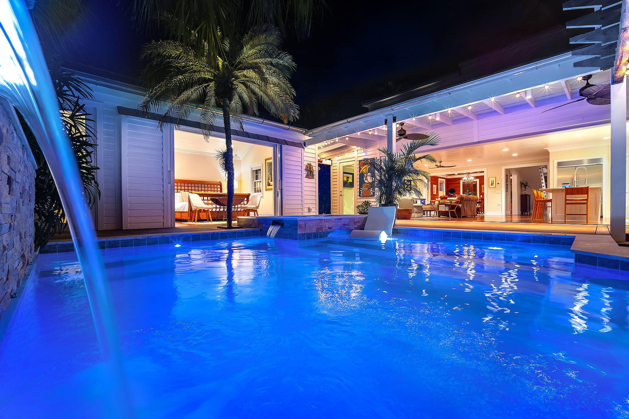 Key West, Florida 33040, United States, 5 Bedrooms Bedrooms, ,6 BathroomsBathrooms,Residential,Pending,35620