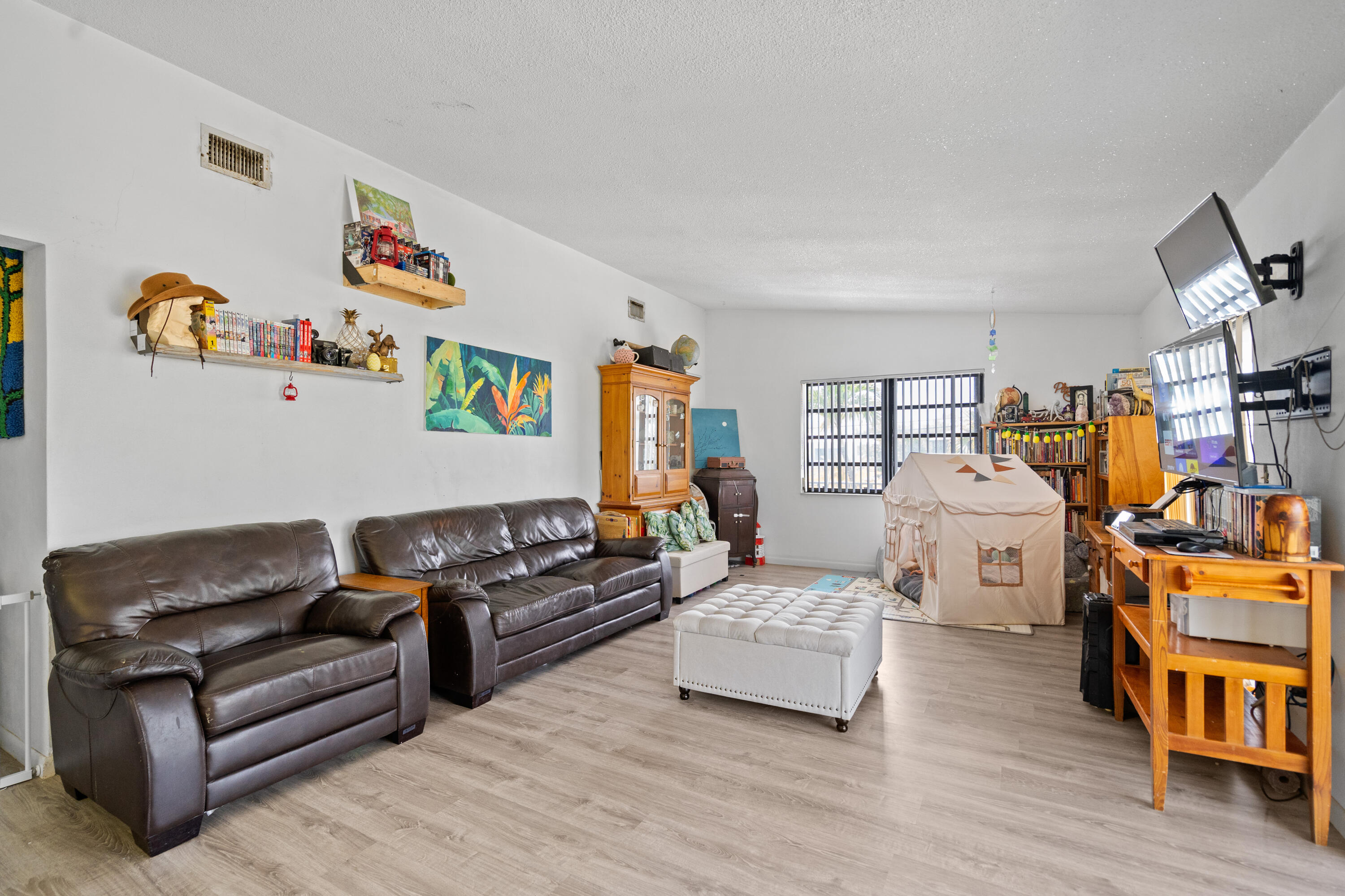 Key Largo, Florida 33037, United States, 3 Bedrooms Bedrooms, ,2 BathroomsBathrooms,Residential,Active,143252