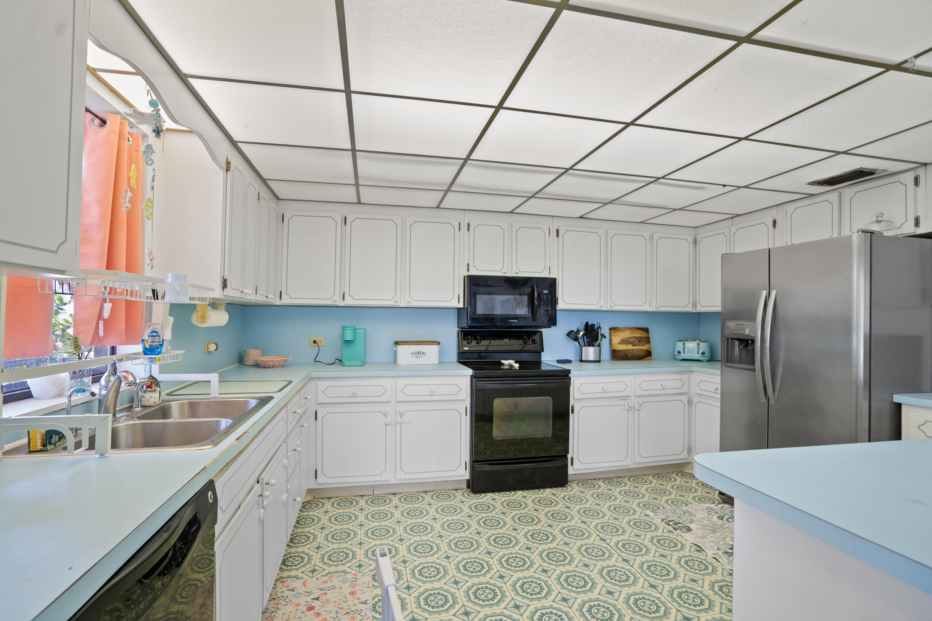 Key Largo, Florida 33037, United States, 3 Bedrooms Bedrooms, ,2 BathroomsBathrooms,Residential,Active,143252