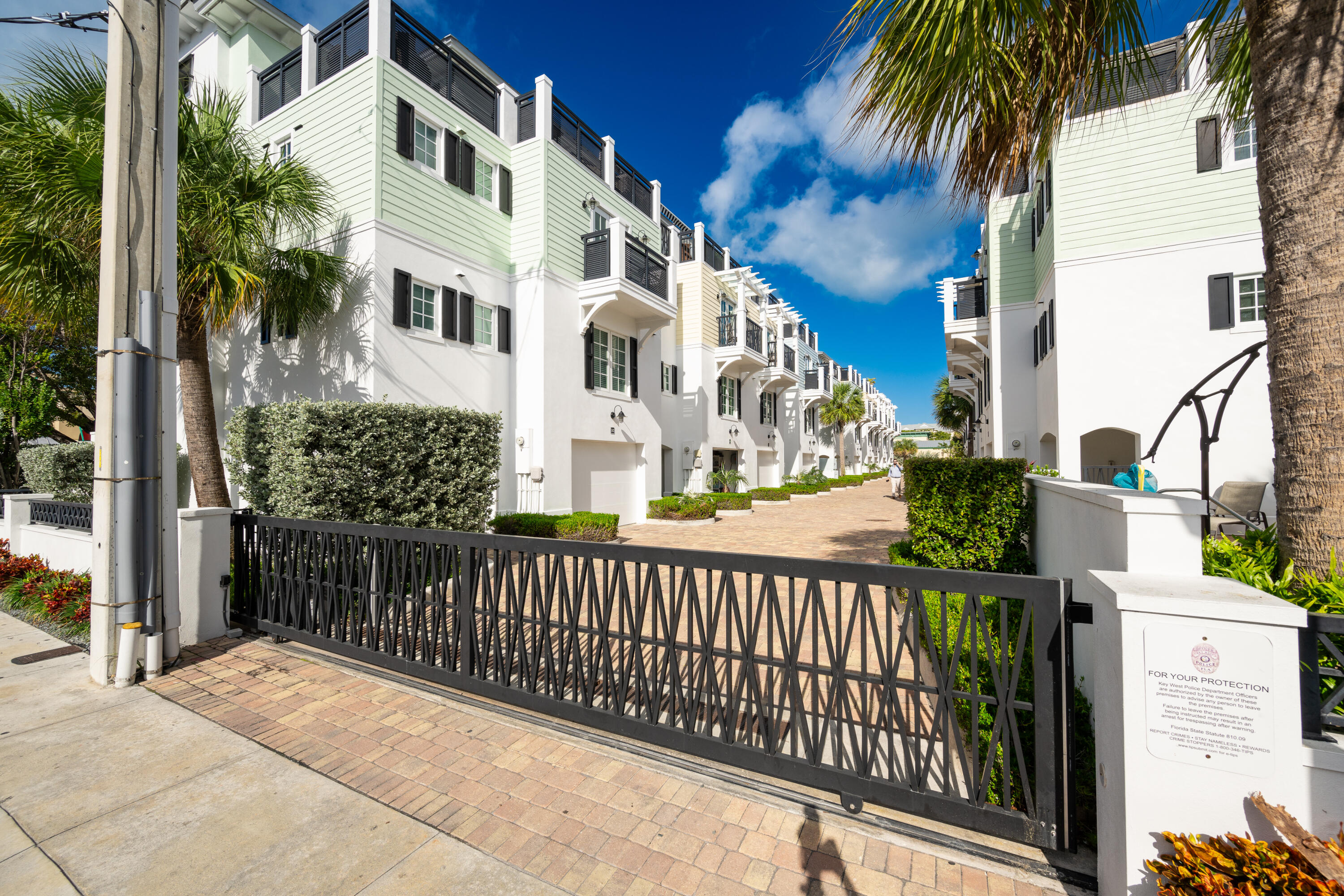 Key West, Florida 33040, United States, 3 Bedrooms Bedrooms, ,4 BathroomsBathrooms,Residential,Active,6699